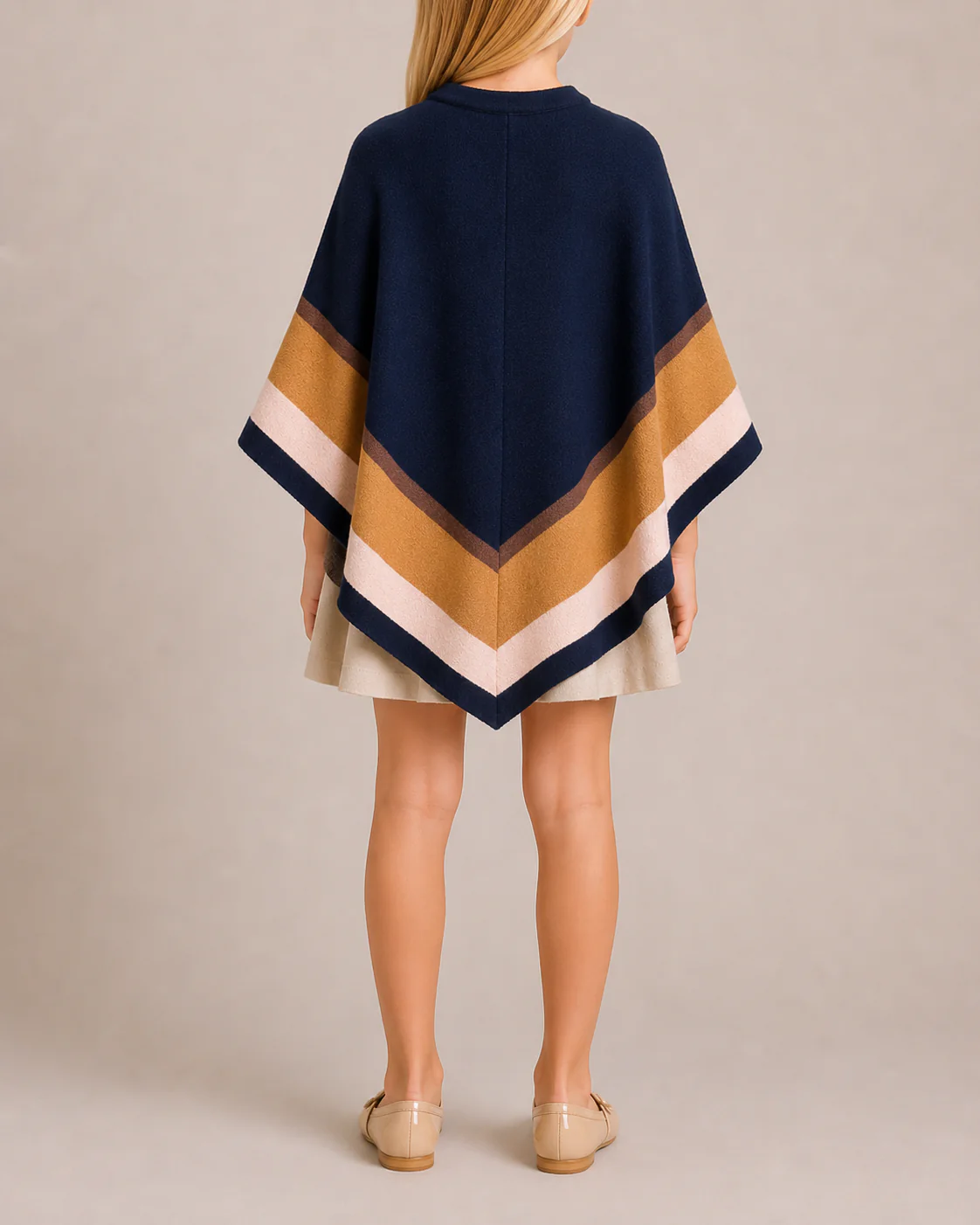 Chloé Kids Navy, Brown and Beige Cape with Logo Detail Size 8 years - Image 2