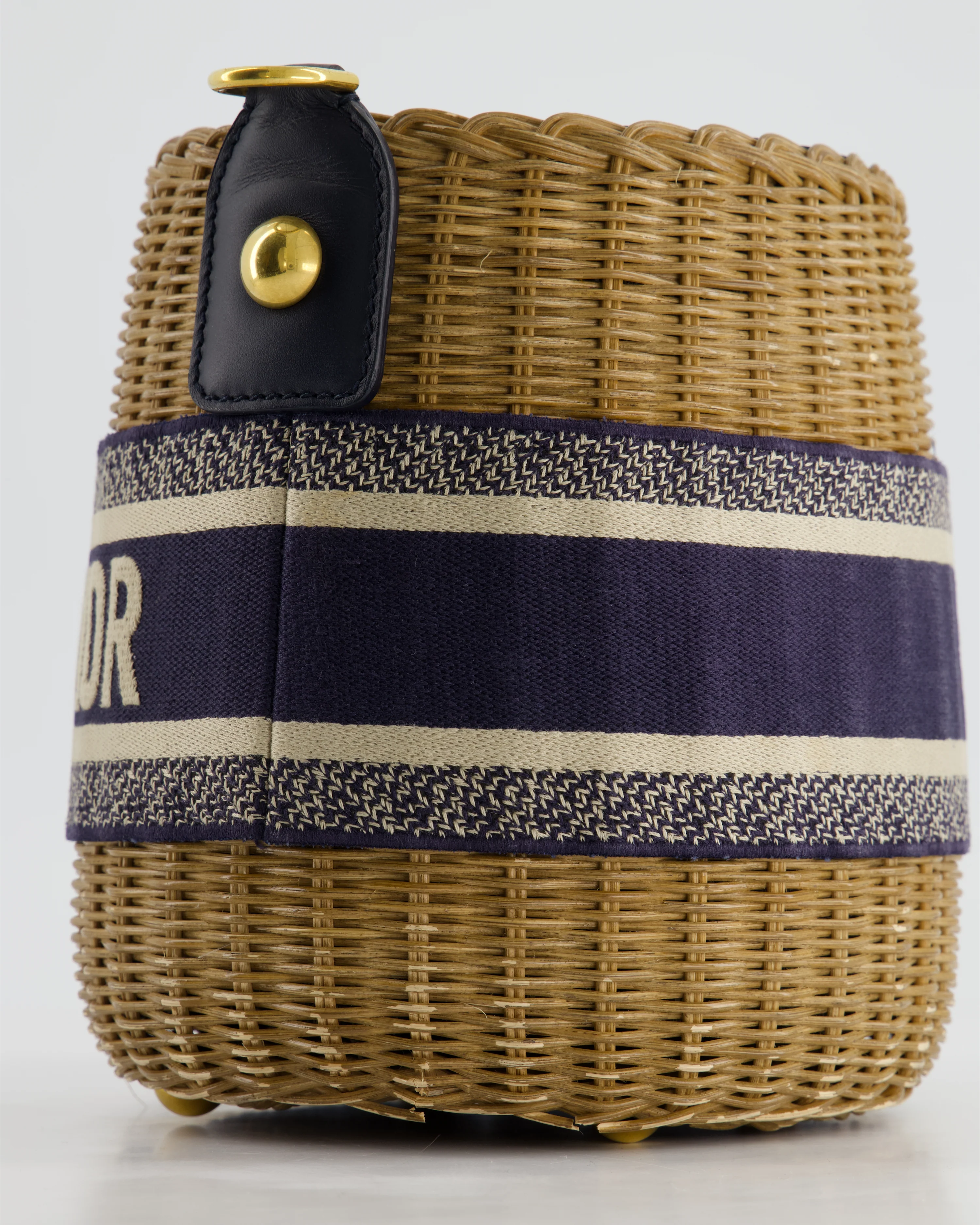 Christian Dior Dioriviera Bucket Bag in Natural Wicker and Blue Canvas With Gold Hardware - Image 6