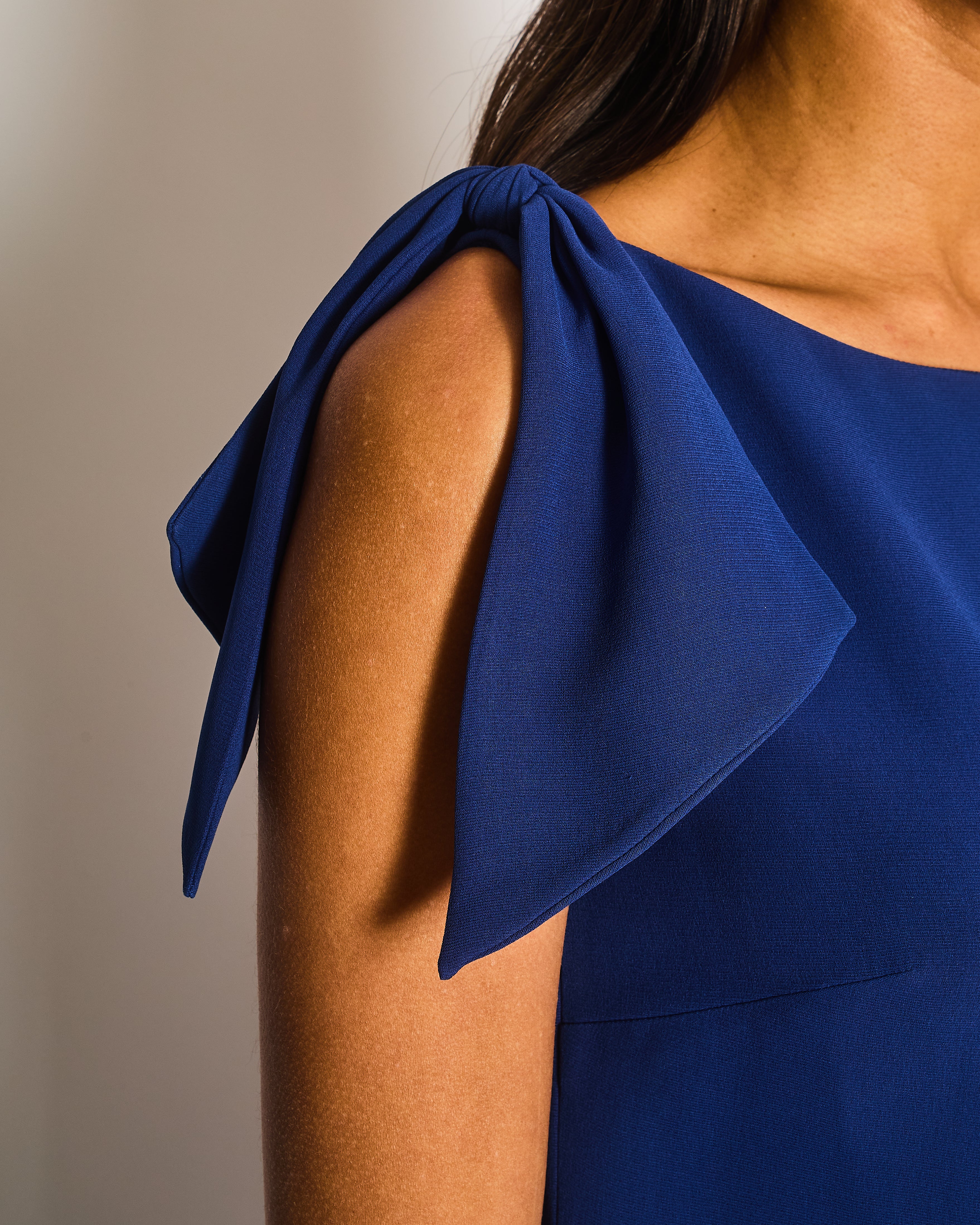 Christian Dior Electric Blue Silk Midi Dress with Shoulder Detailing Size FR 38 (UK 10) - Image 3