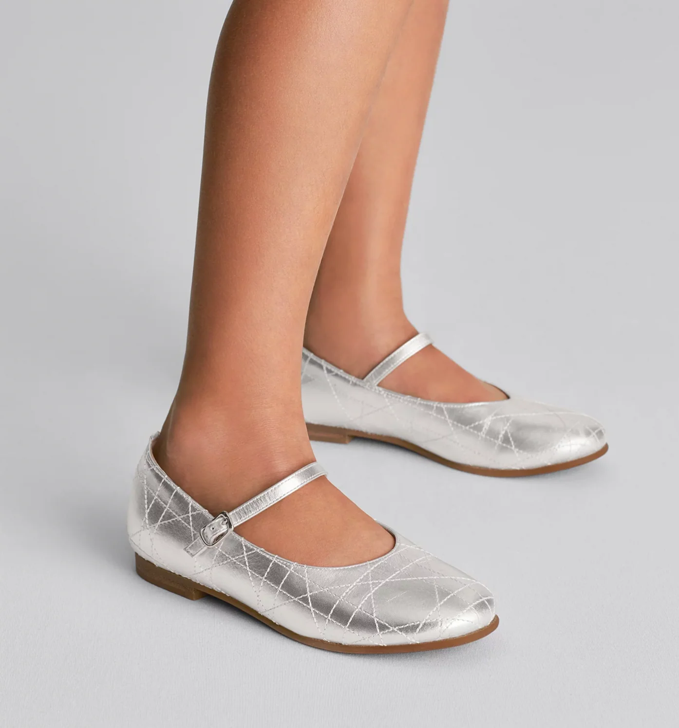Christian Dior Kids Silver Ballet Flat Shoes Size 34 RRP £440 - Image 2