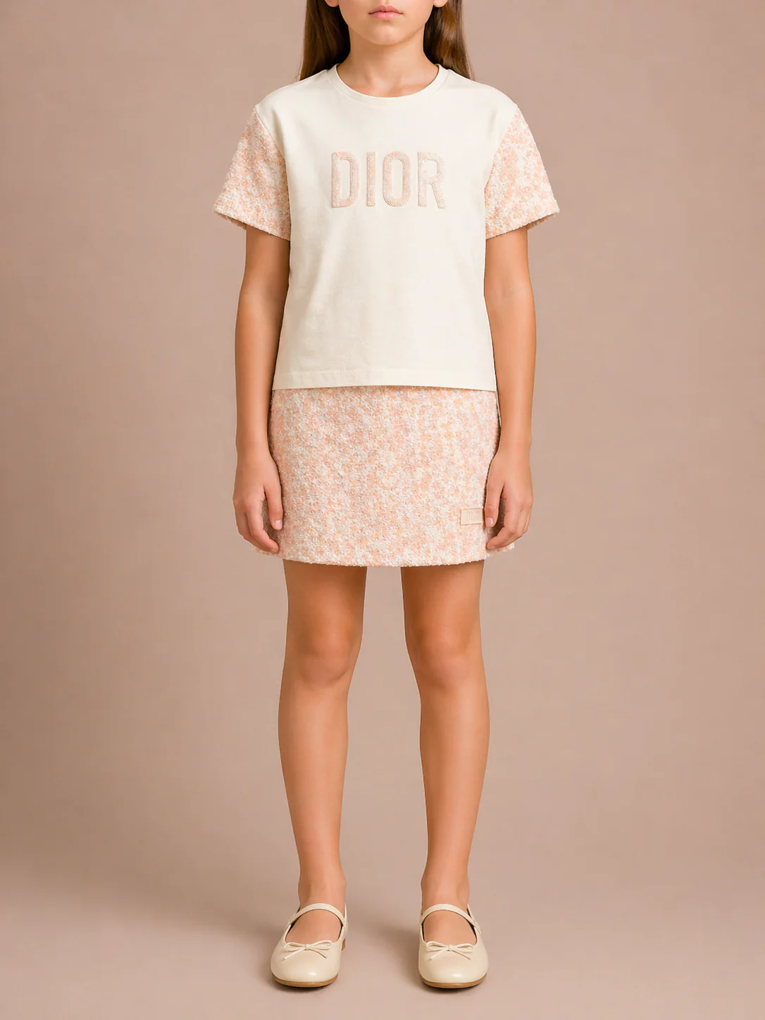Christian Dior Kids White and Pink Sequin Embellished Logo T-Shirt and Skirt Set Size 8 years RRP £820