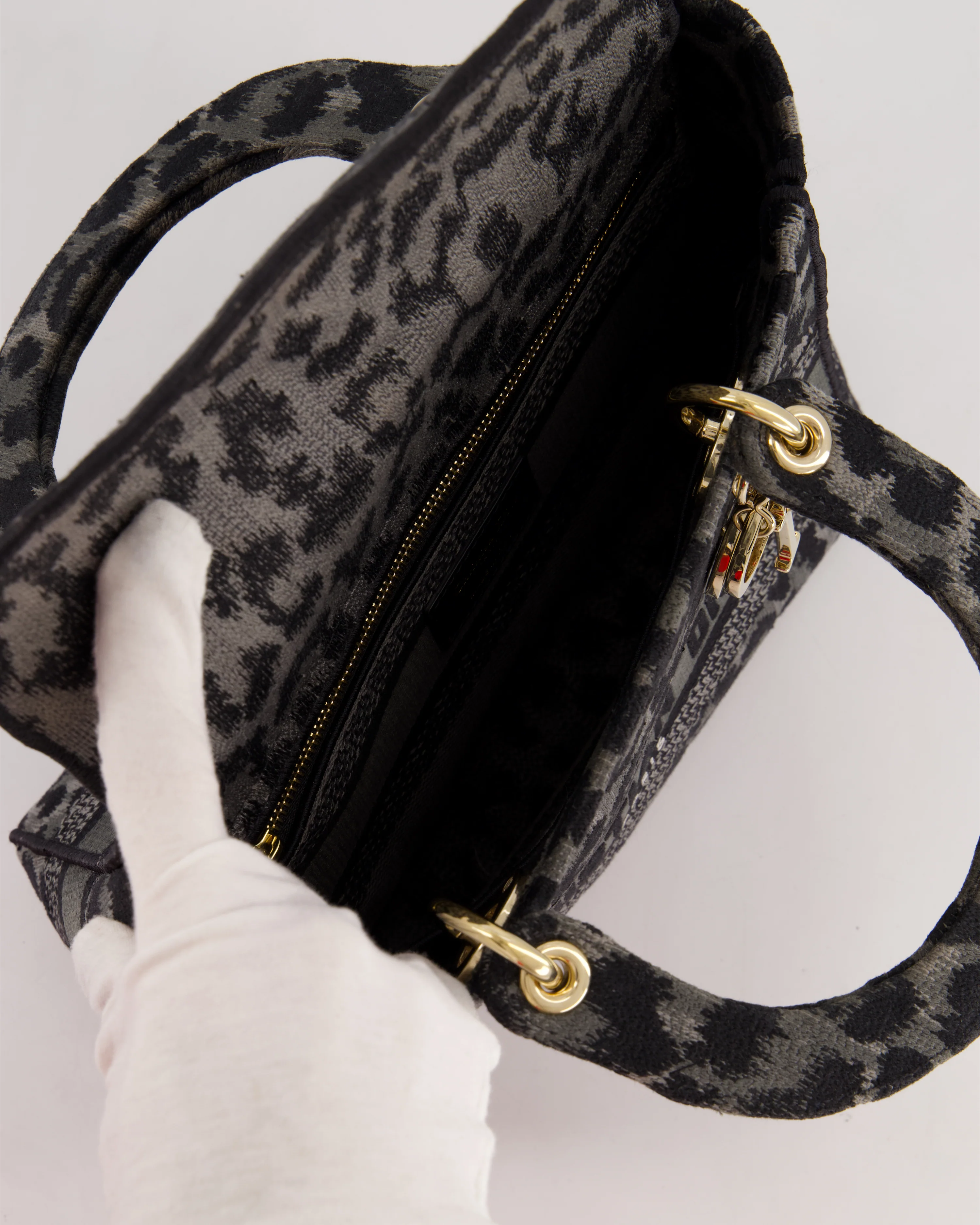 Christian Dior Medium Lady D-Lite in Grey & Black Mizza Embroidery with Champagne Gold Hardware RRP £3700 - Image 19