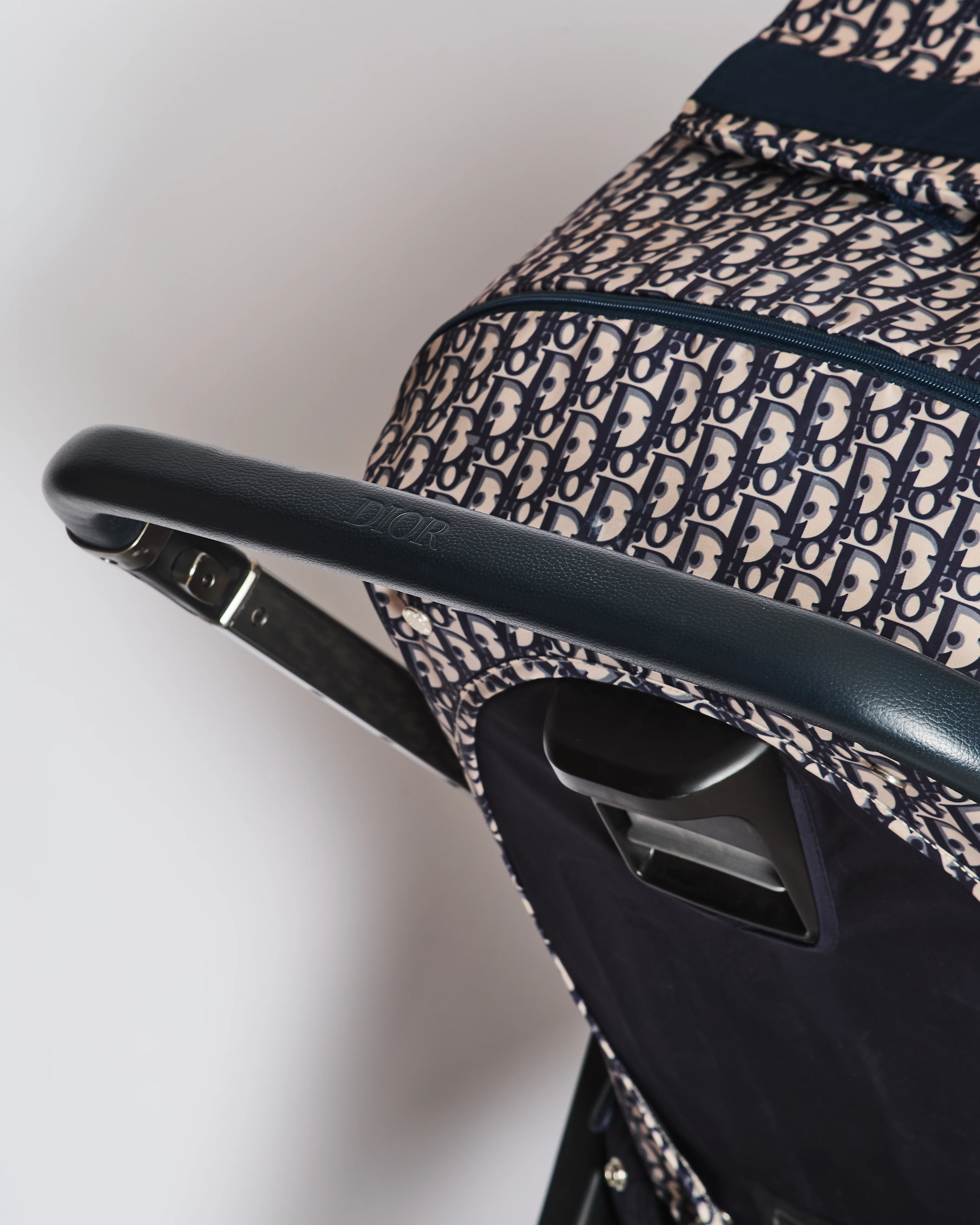 Christian Dior x Inglesina Bassinet and Stroller Combo in Blue and Beige Oblique Print Technical Fabric - Image 7