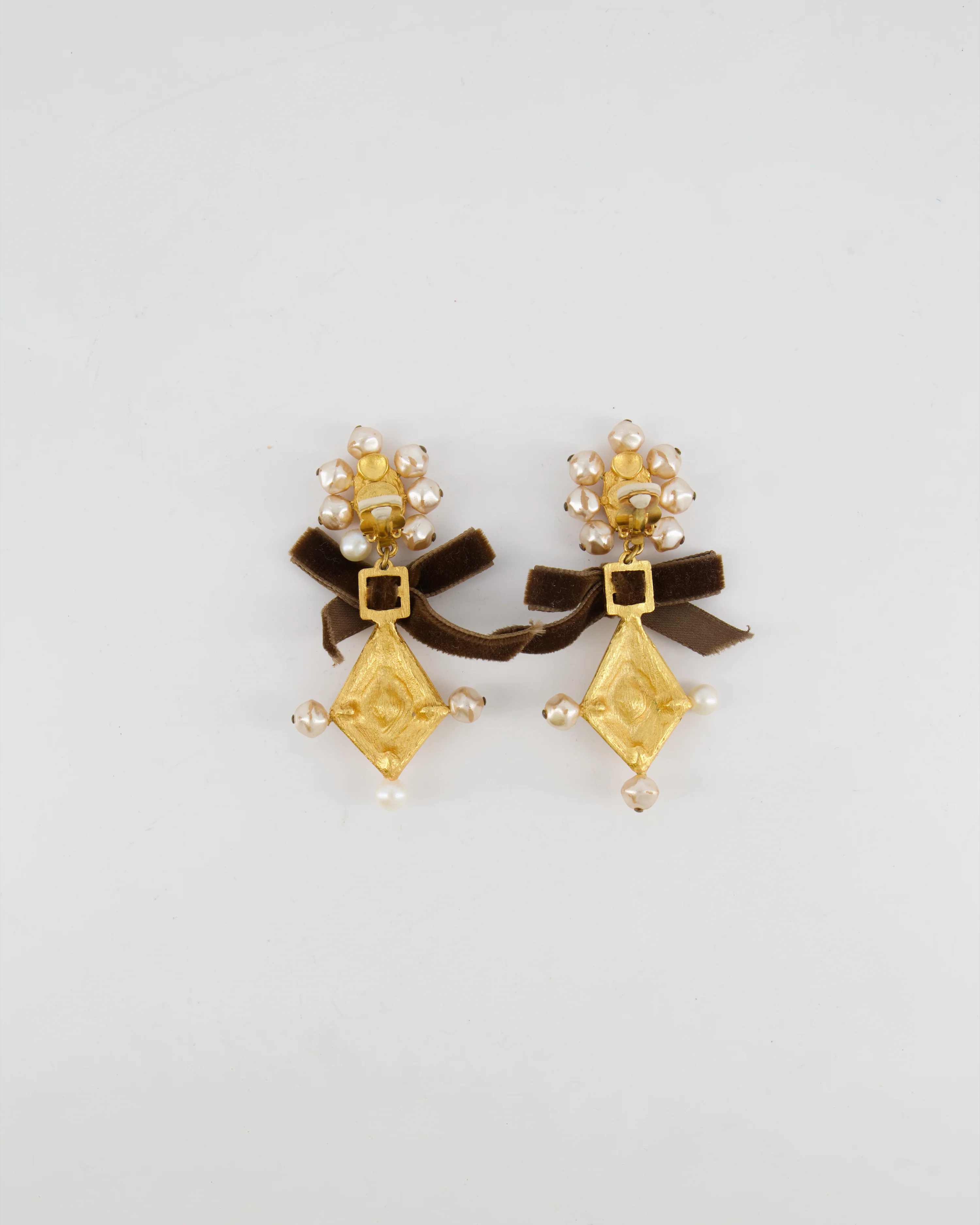 Christian Lacroix Brushed Gold, Pearl and Purple Crystal Embellished Pendant Clip On Earrings with Brown Velvet Bow Detail - Image 5