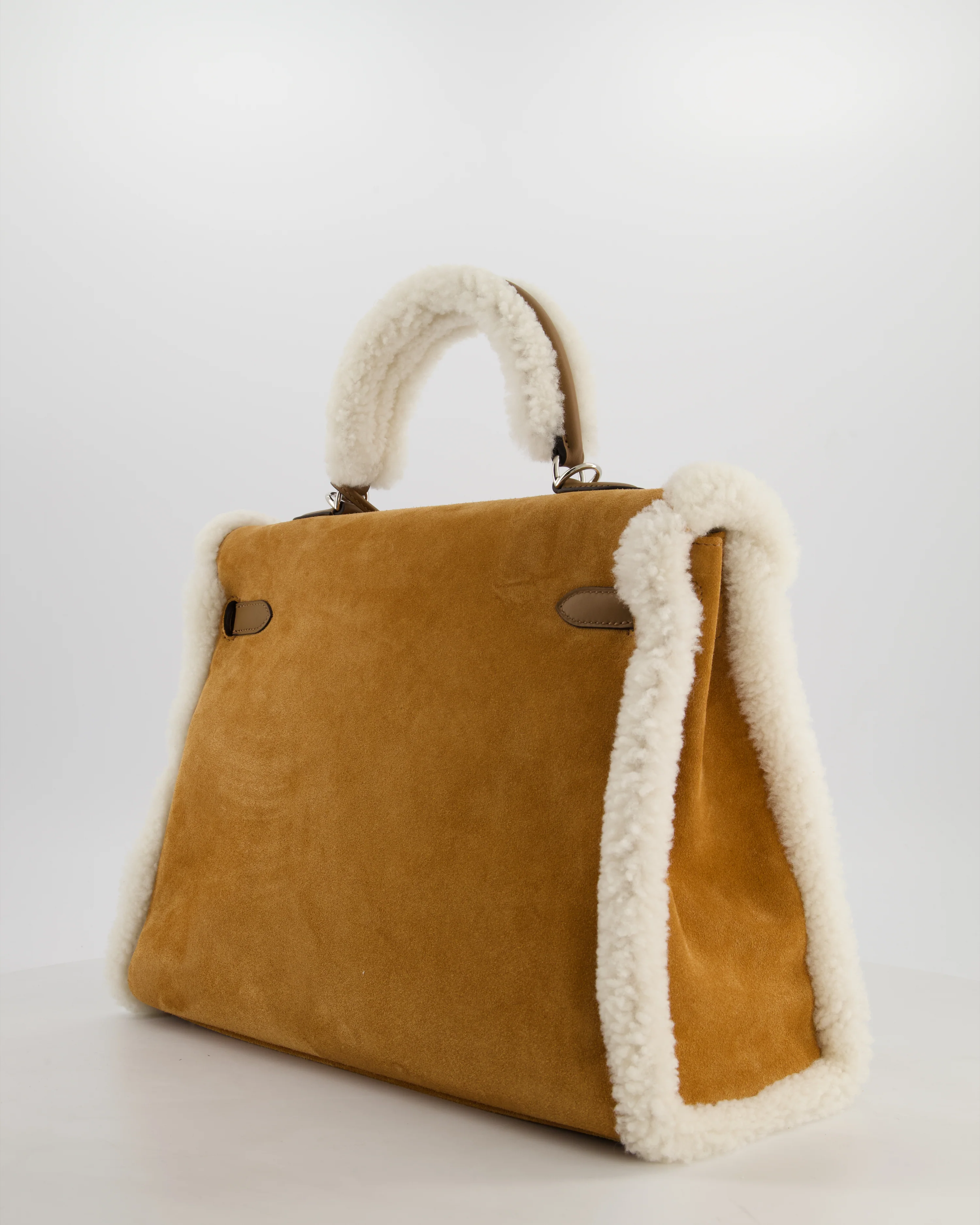 *COLLECTOR'S* Hermès Kelly 35 Teddy Plush Grizzly Bag in Alezan Swift Leather, Ecru Plush & Chamois Grizzly Suede Leather with Palladium Hardware - Image 8