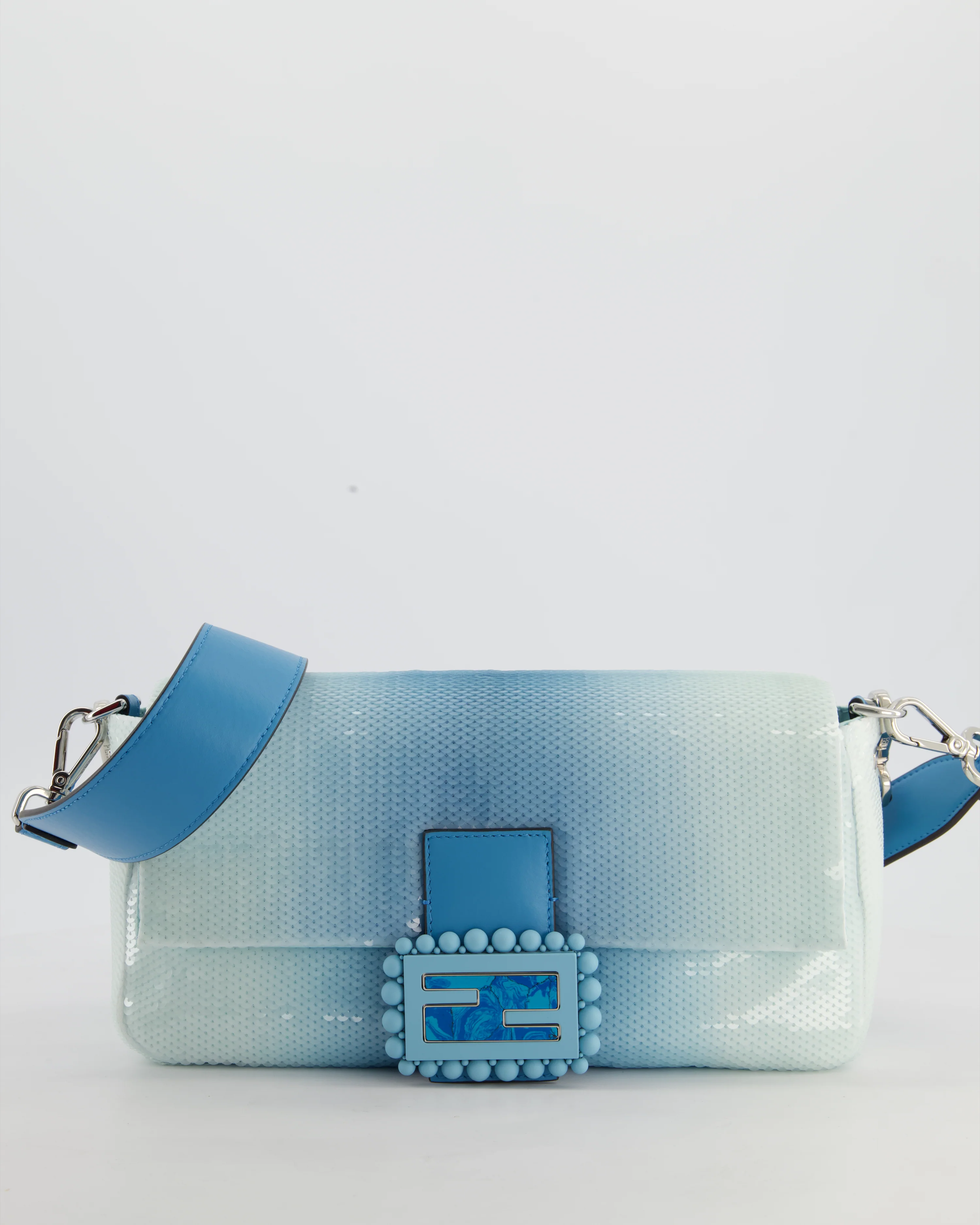 *COLLECTOR'S PIECE* Fendi x Sarah Jessica Parker Baguette Bag in Blue & White Degrade Sequins with Interchangeable Hardware - Image 5