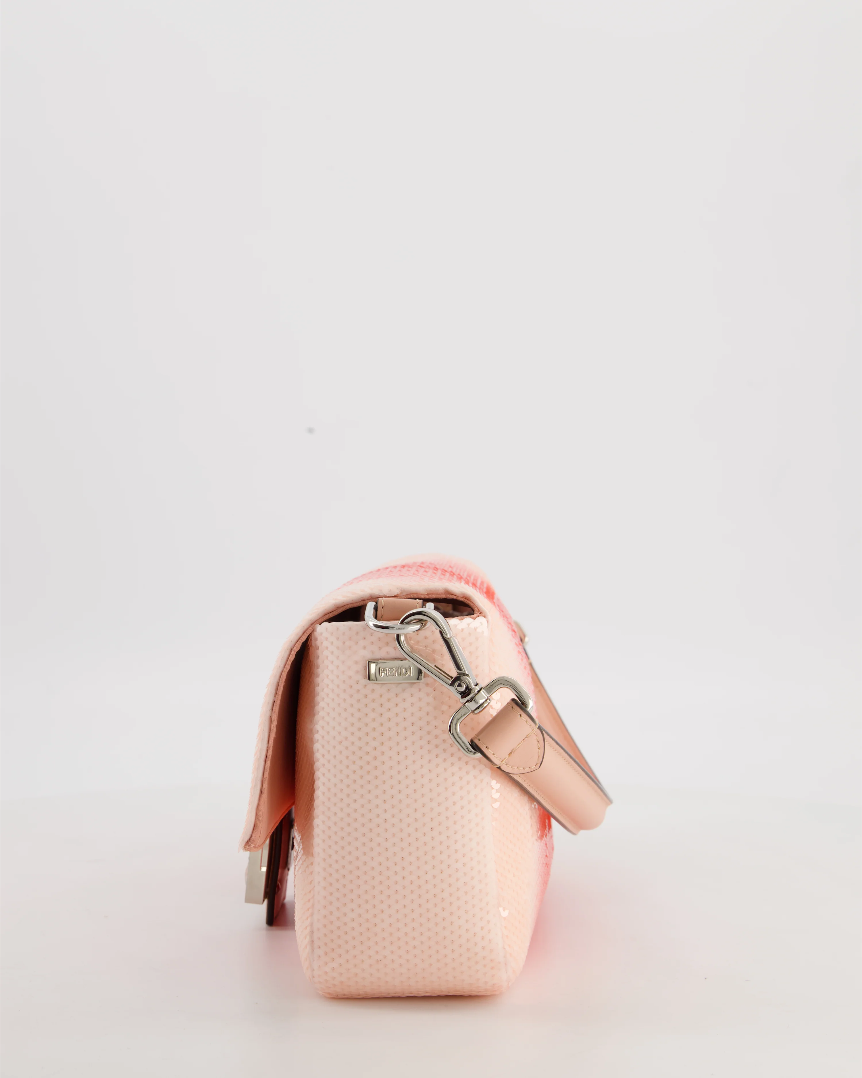 *COLLECTOR'S PIECE* Fendi x Sarah Jessica Parker Baguette Bag in Red & Pink Degrade Sequins with Interchangeable Hardware - Image 12