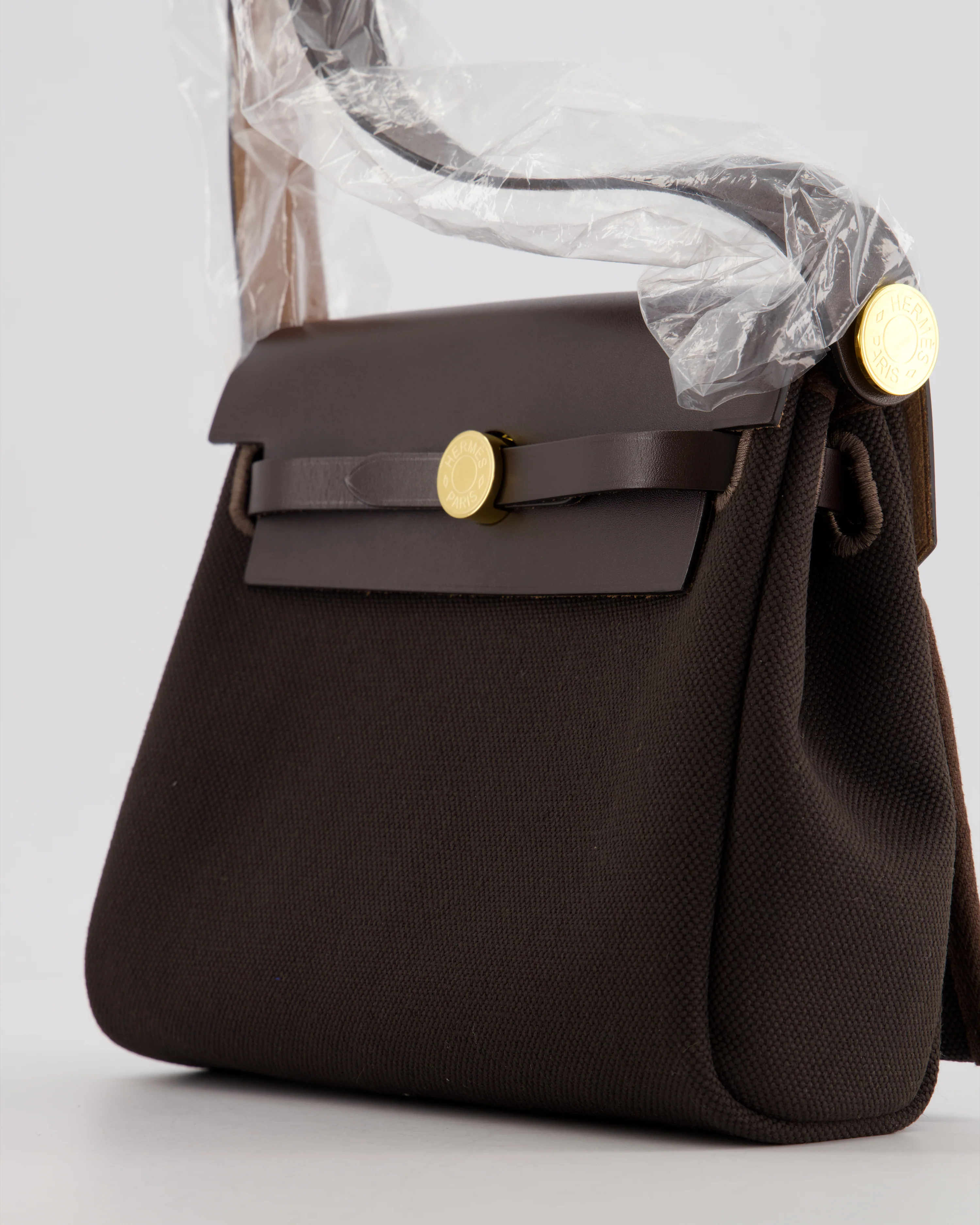 *Hot & RARE* Hermès Herbag Zip 20 Bag in Ebene Viking Canvas & Ebene Vache Hunter Leather with Gold Hardware - Image 10