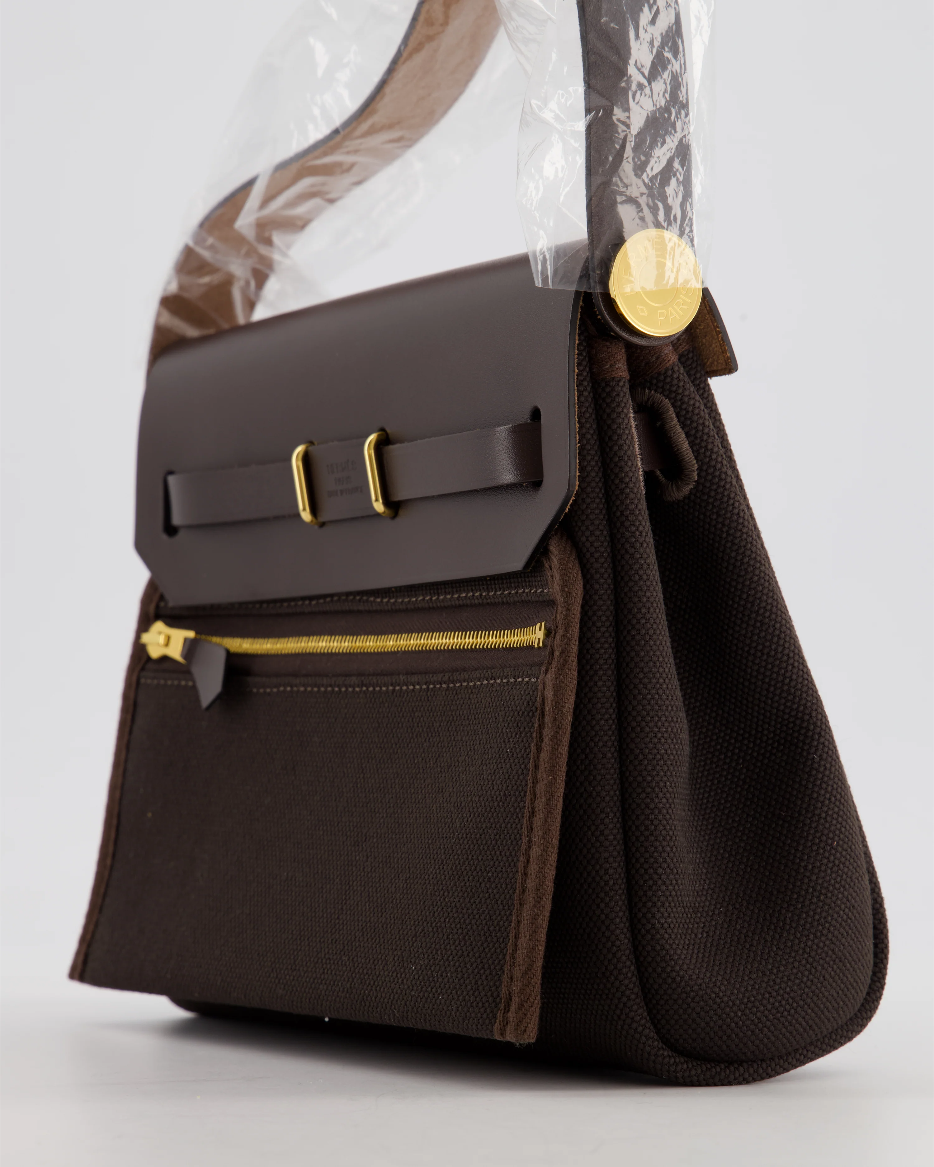 *Hot & RARE* Hermès Herbag Zip 20 Bag in Ebene Viking Canvas & Ebene Vache Hunter Leather with Gold Hardware - Image 11