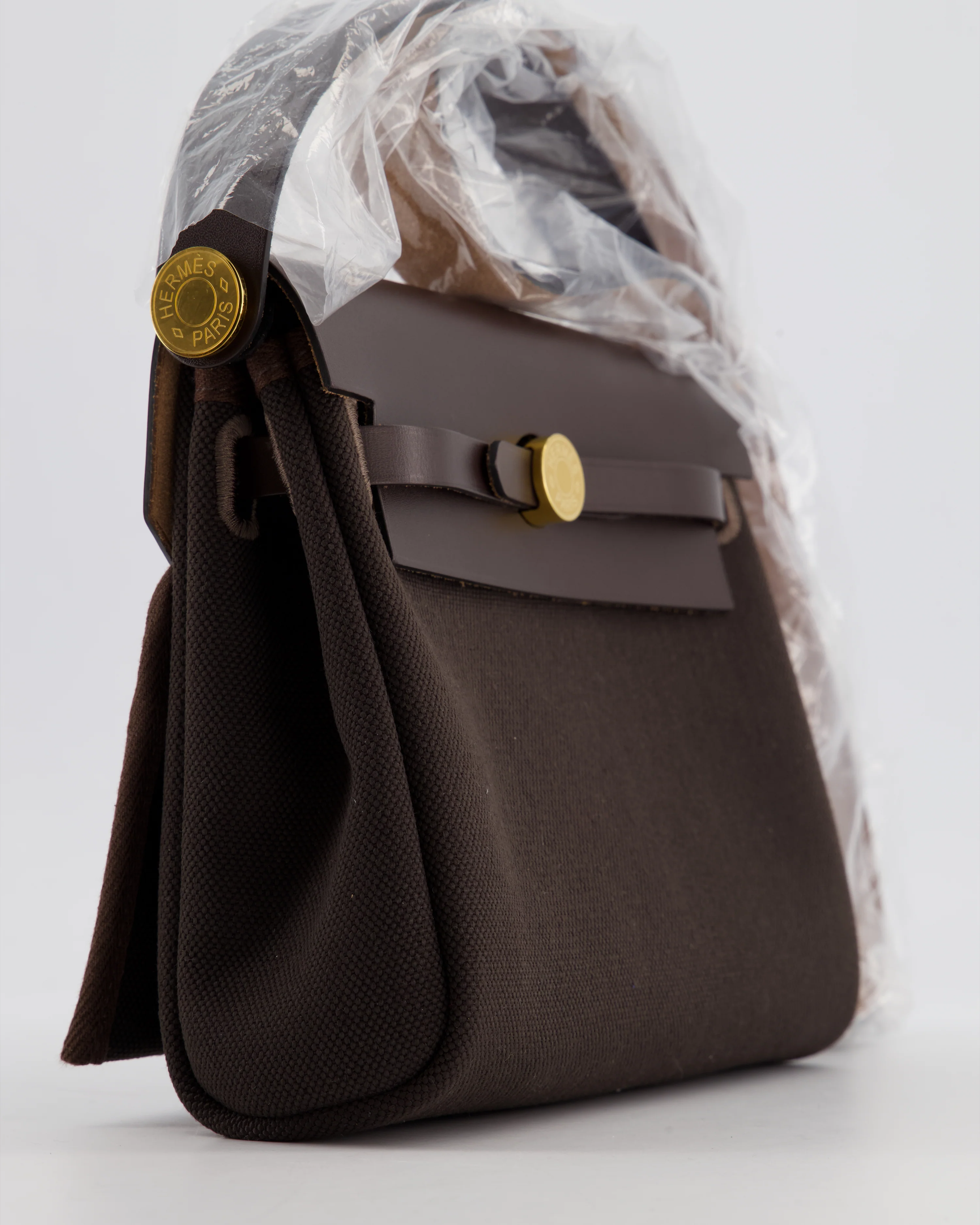 *Hot & RARE* Hermès Herbag Zip 20 Bag in Ebene Viking Canvas & Ebene Vache Hunter Leather with Gold Hardware - Image 9