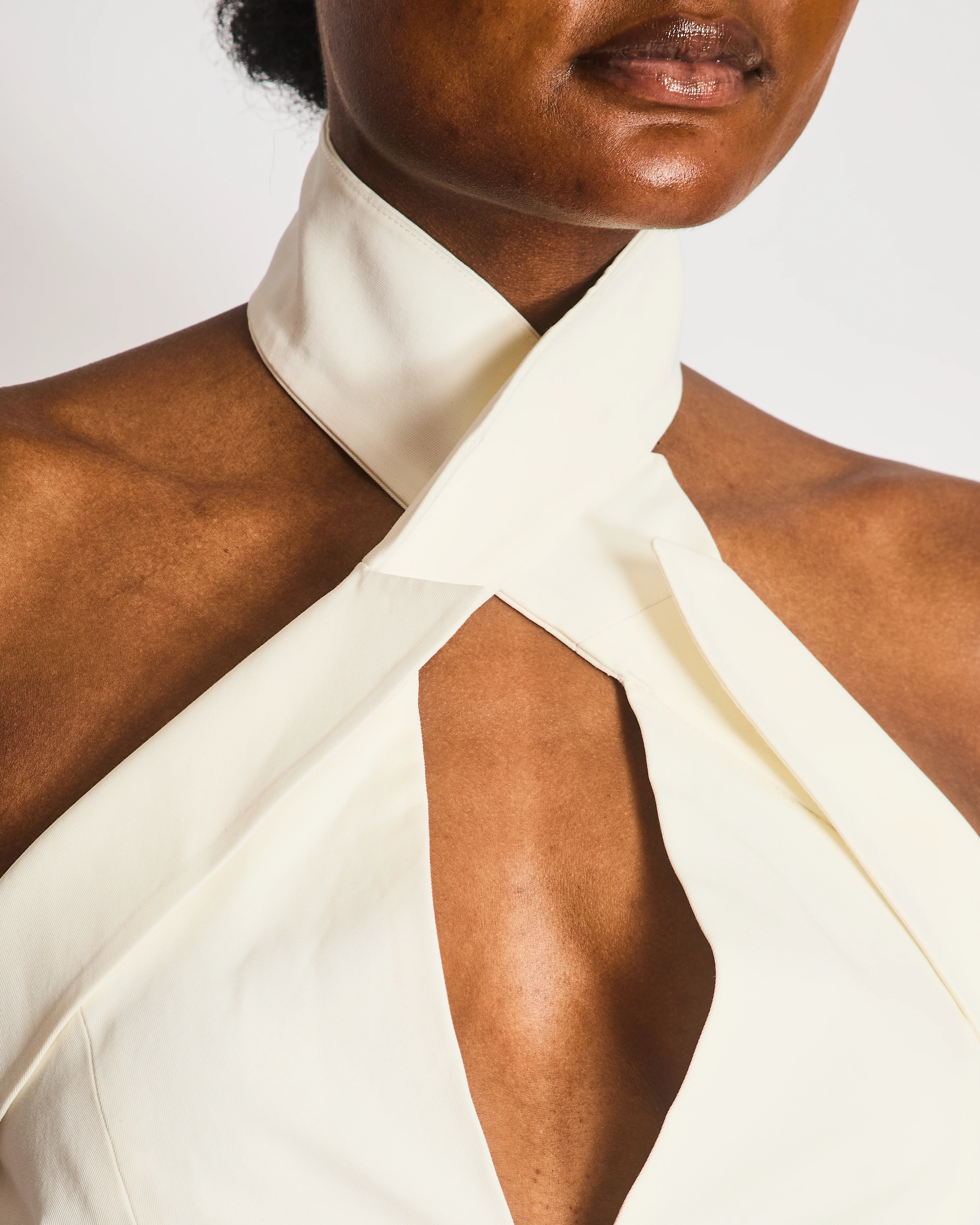 Cult Gaia White Cropped Bandeau Top with Cross Neck Detail IT 36 (UK 4) - Image 3