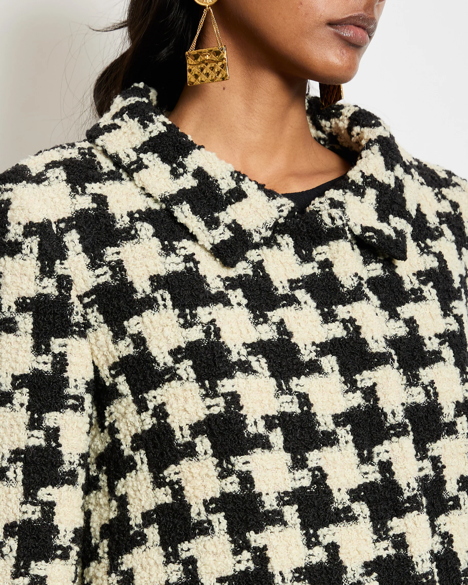 *CURRENT SEASON* Valentino Black & White Houndstooth Pied-De-Poule Tweed Jacket with Faux Fur Sleeves Detail Size IT 40 (UK 8) RRP £3,250 - Image 4
