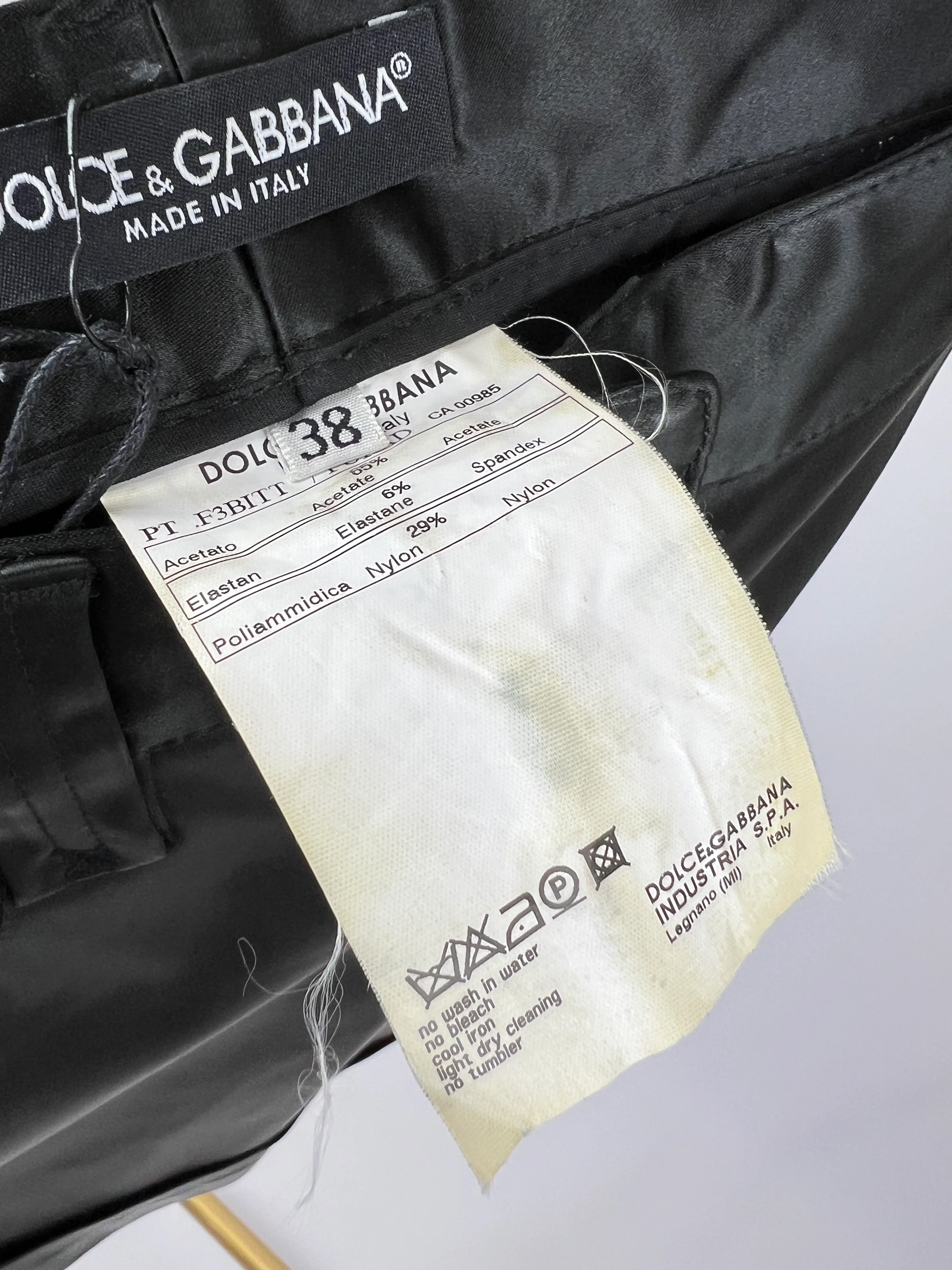 Dolce & Gabbana Black Satin Long Shorts Size IT 38 (UK 6) - Image 6
