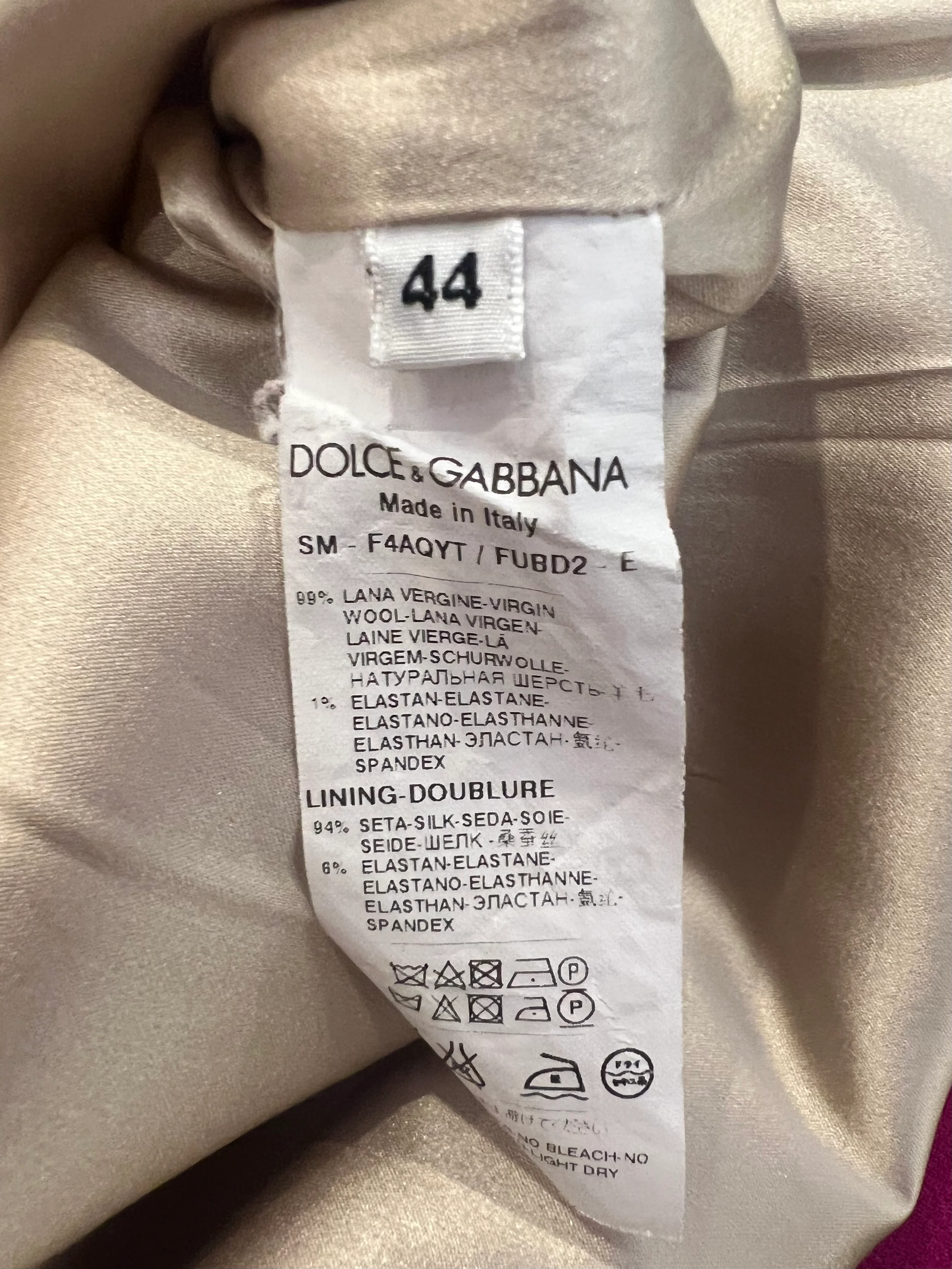 Dolce & Gabbana Pink Wool Mini Skirt with Black Waistband and Gold Buttons Detail Size IT 44 (UK 12) - Image 6