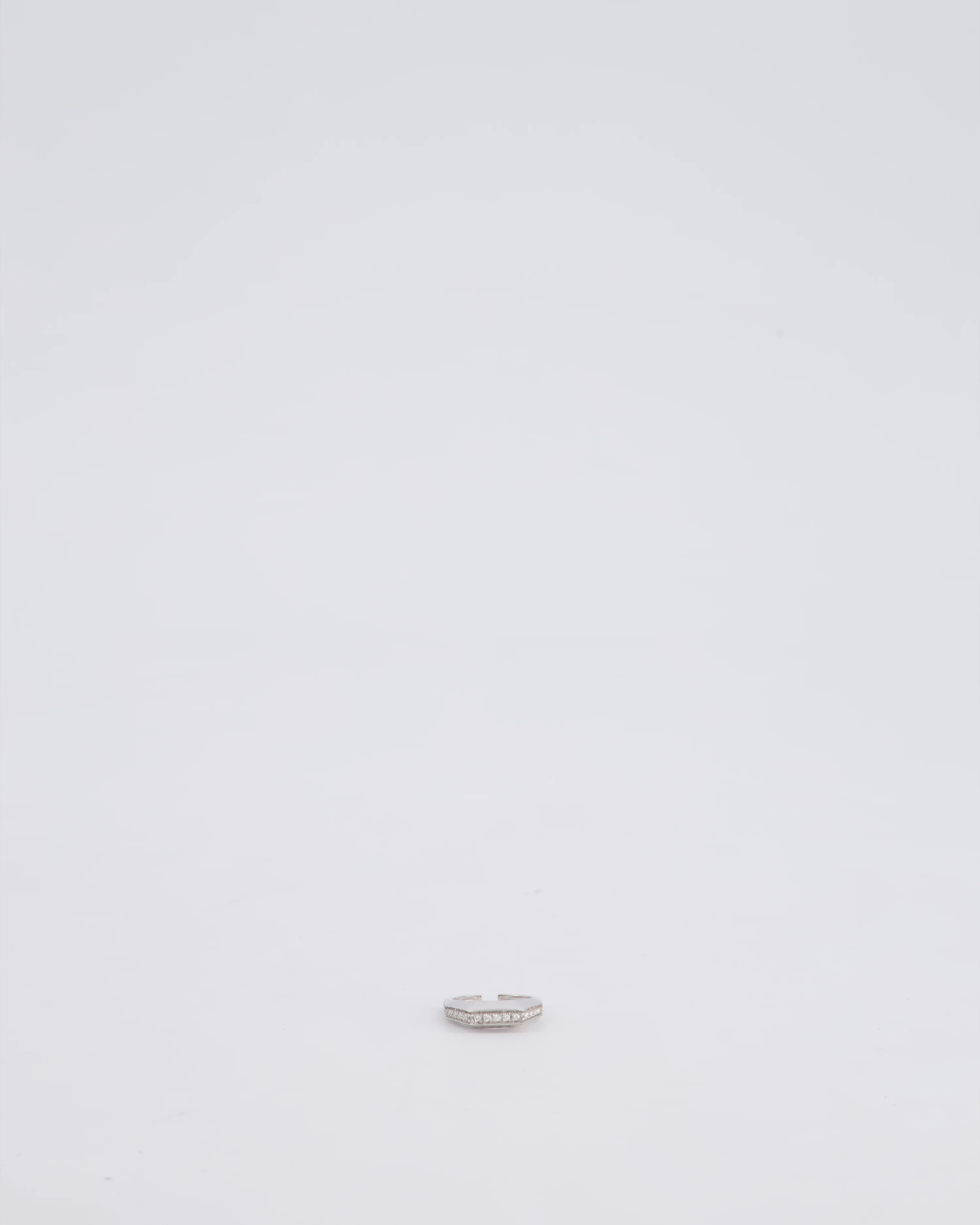 Eéra 18ct White Gold Ear Cuff Earring With Diamonds - Image 5