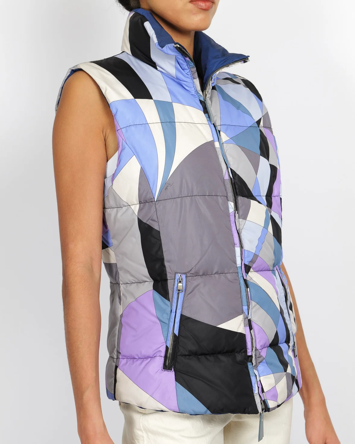 Emilio Pucci Purple and Multi-Colour Reversible Sleeveless Puffer Jacket with Abstract Pattern Size IT 44 (UK 12) - Image 2