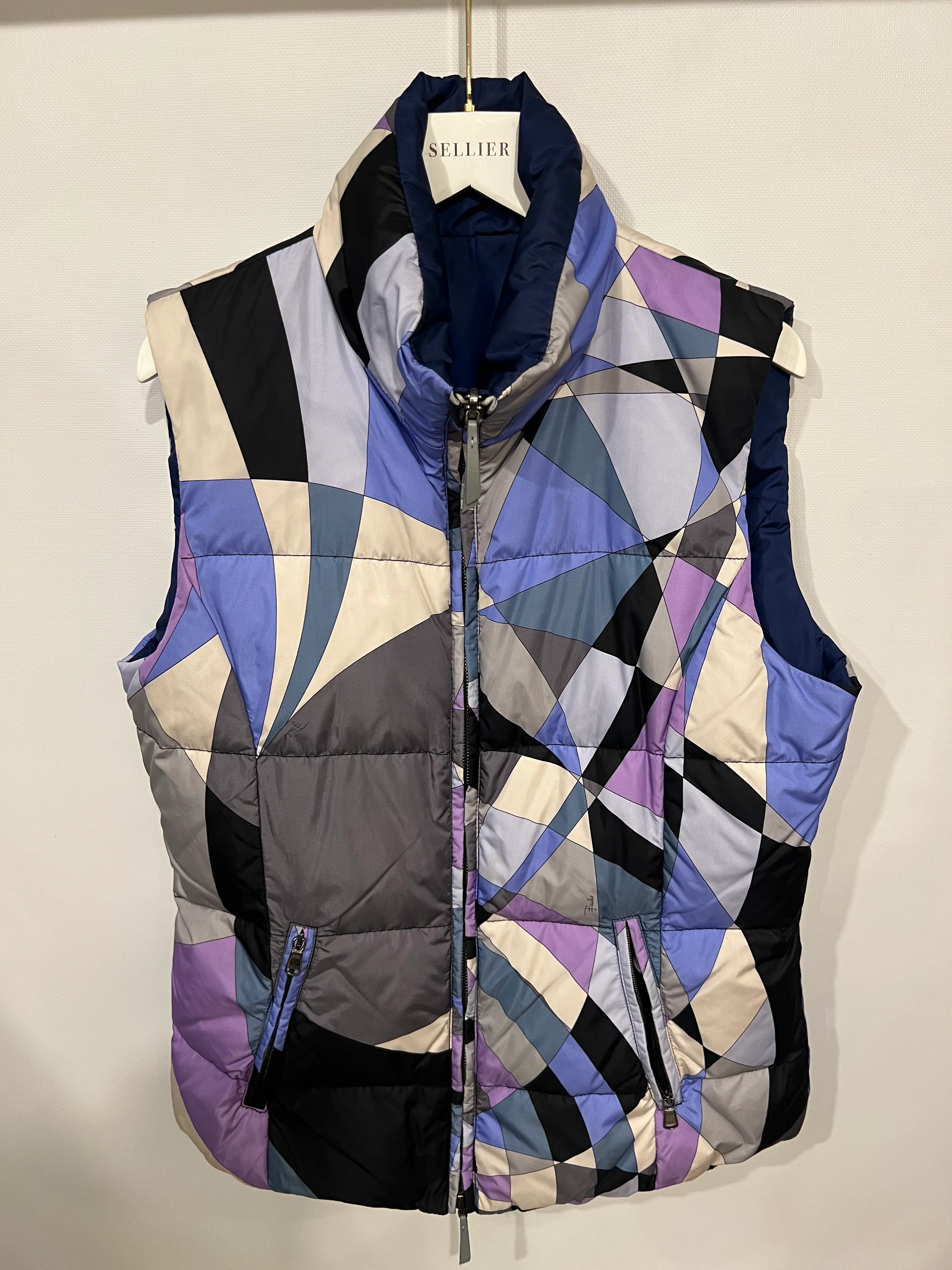 Emilio Pucci Purple and Multi-Colour Reversible Sleeveless Puffer Jacket with Abstract Pattern Size IT 44 (UK 12) - Image 6