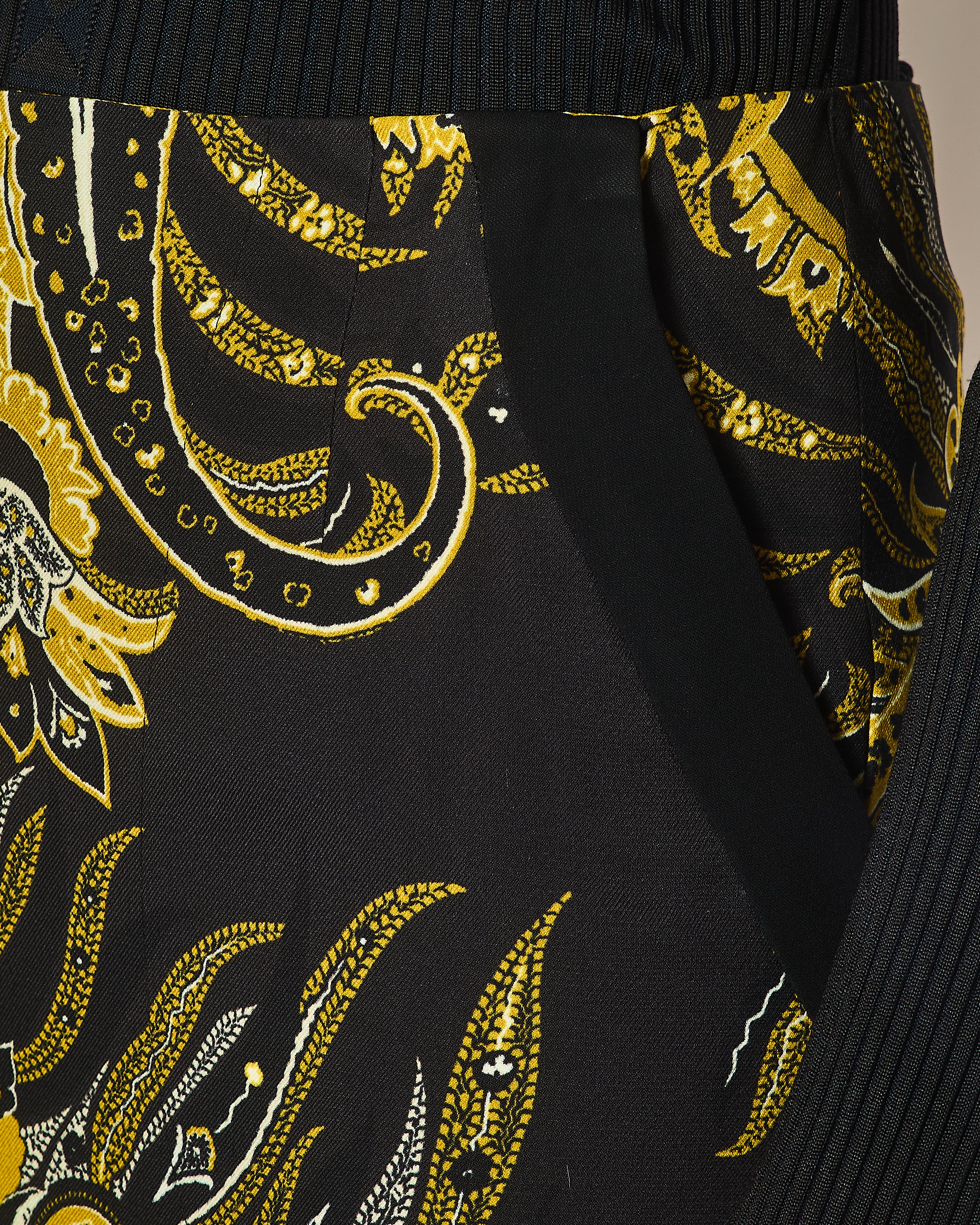 Etro Black Paisley Print Maxi Skirt Size IT 40 (UK 8) - Image 3