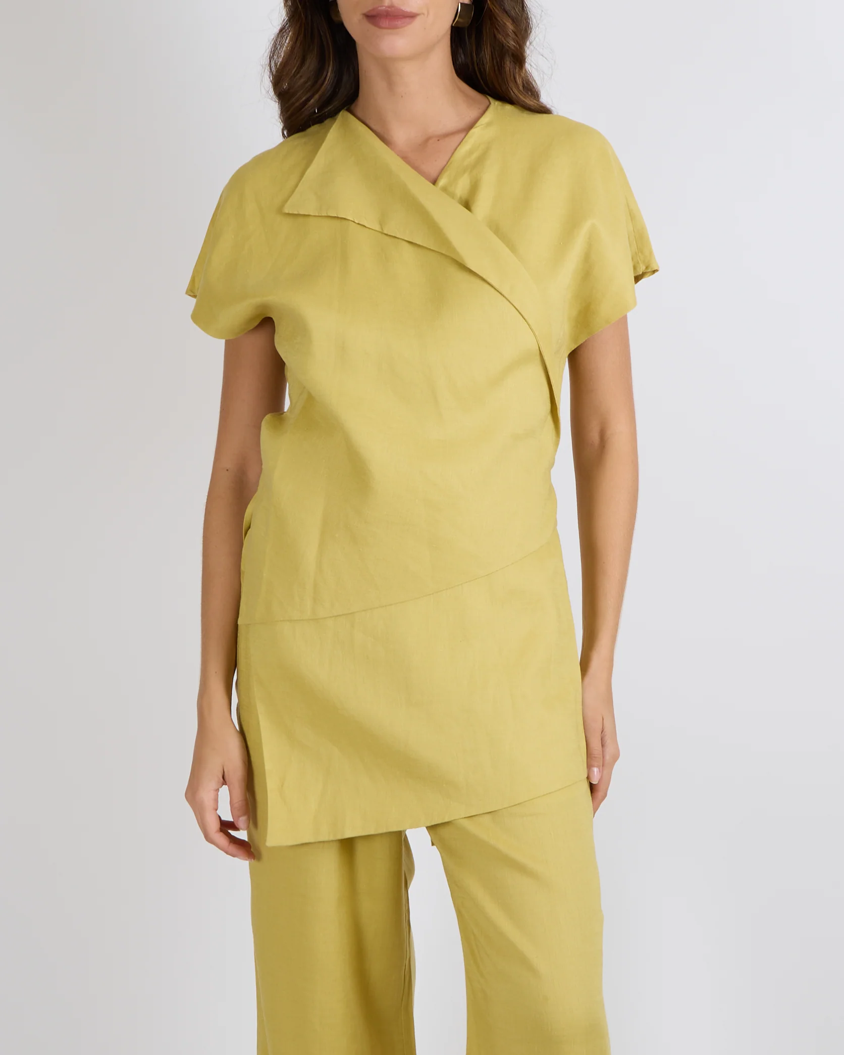 Fabiana Filippi Light Green Linen Short-Sleeve Top and Trousers Set Size XS/L (UK 8/14) - Image 2