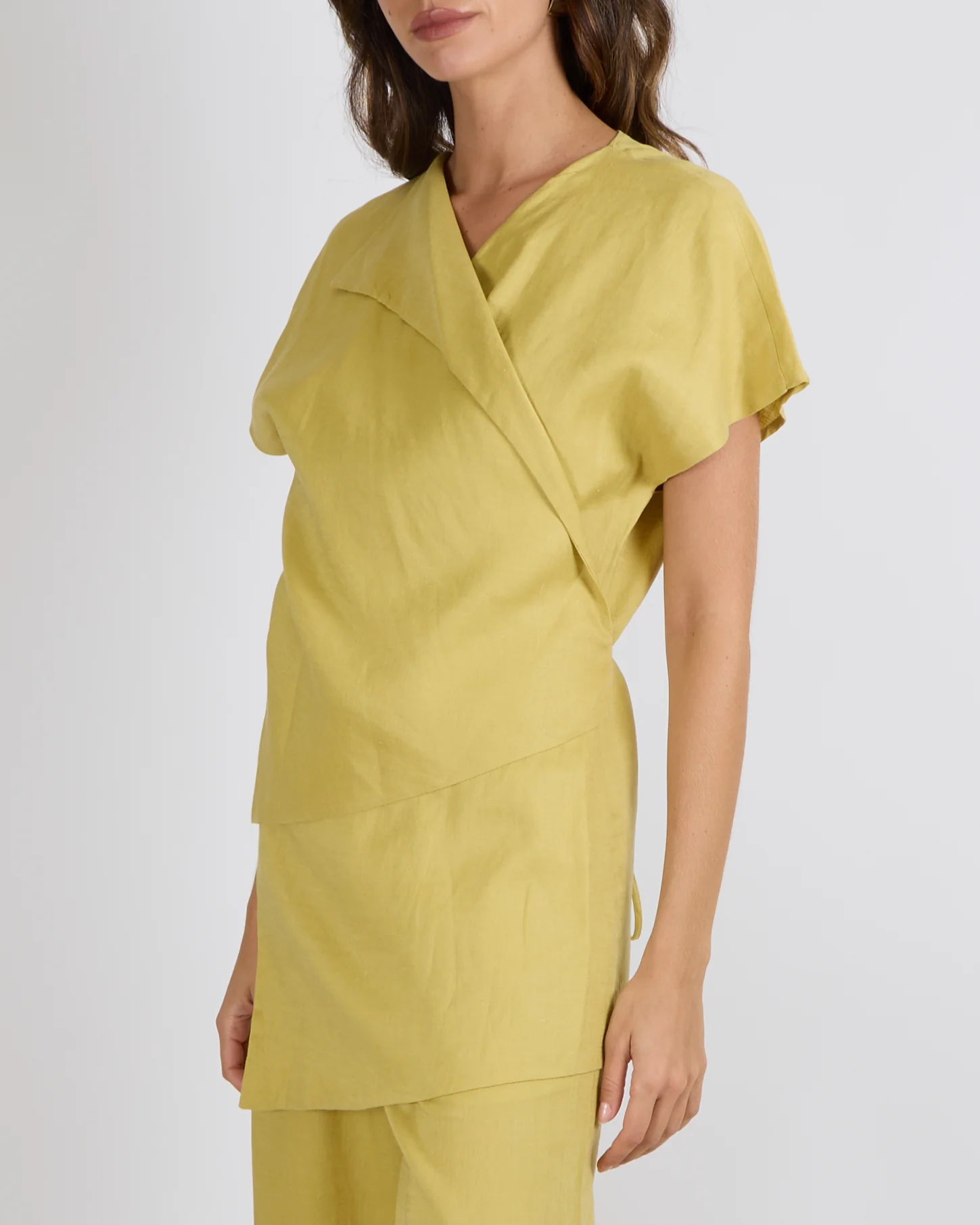 Fabiana Filippi Light Green Linen Short-Sleeve Top and Trousers Set Size XS/L (UK 8/14) - Image 4