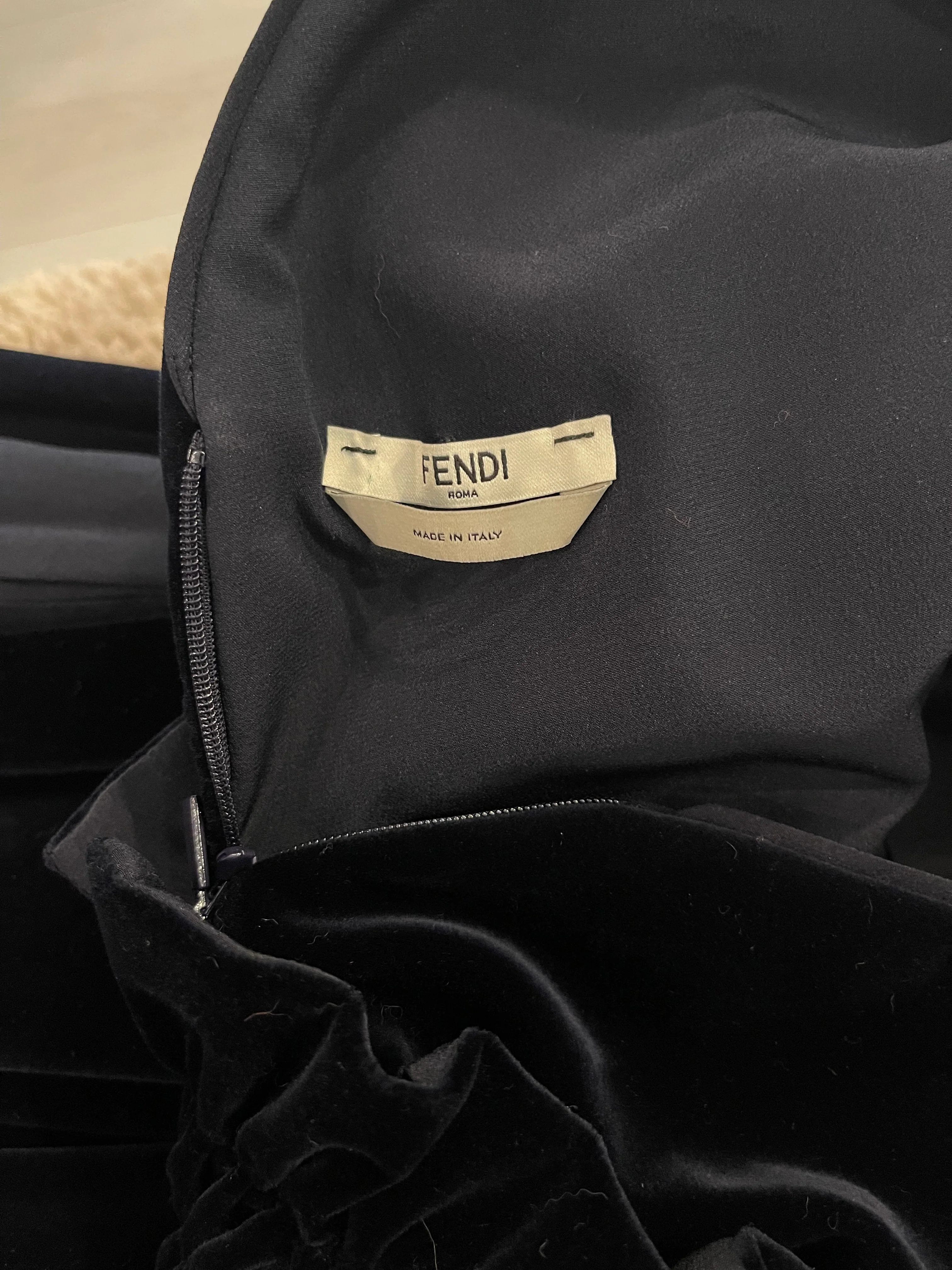 Fendi Navy Velvet Short-Sleeve Mini Dress with Floral Mink Fur Details Size IT 36 (UK 4) - Image 14