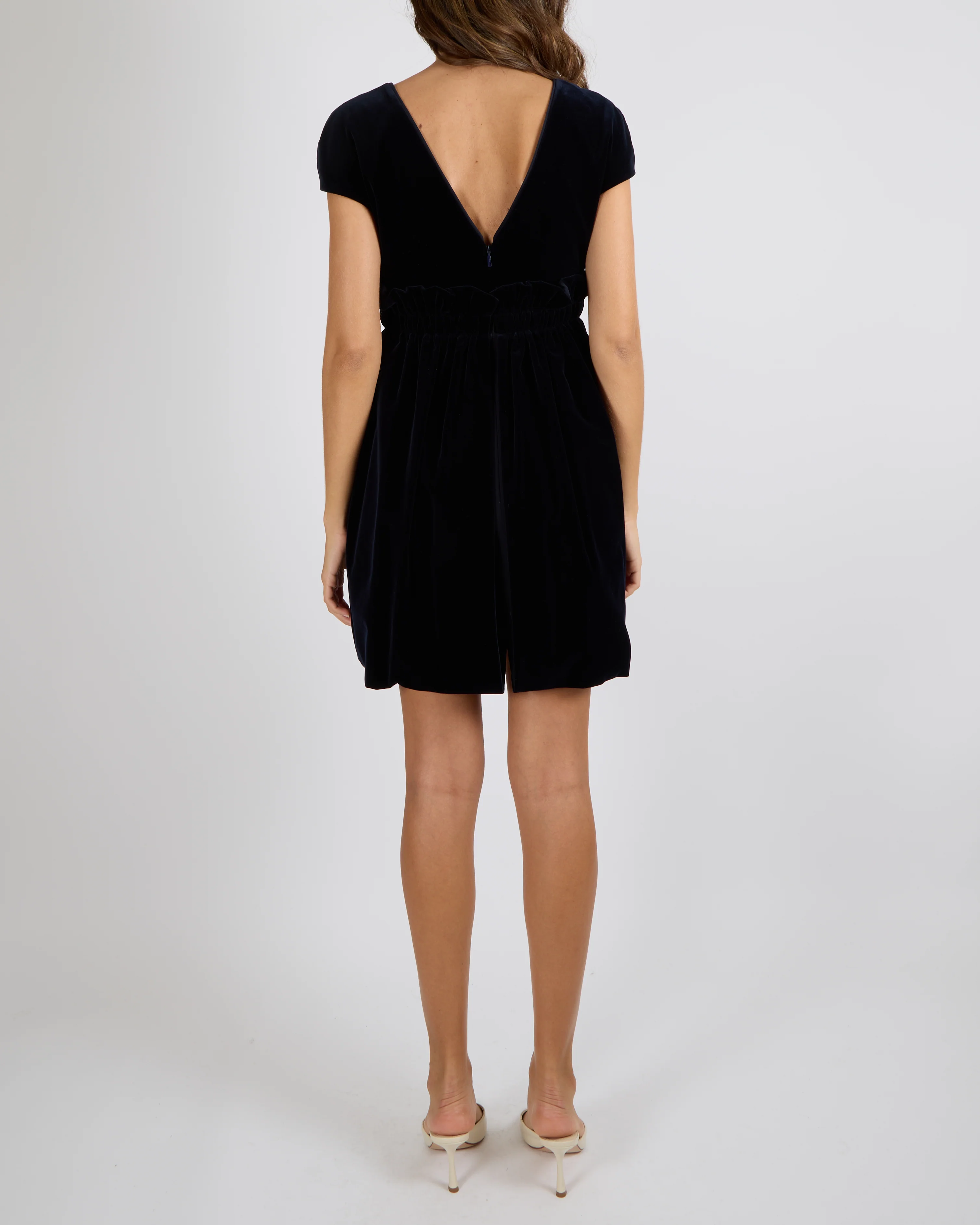 Fendi Navy Velvet Short-Sleeve Mini Dress with Floral Mink Fur Details Size IT 36 (UK 4) - Image 4