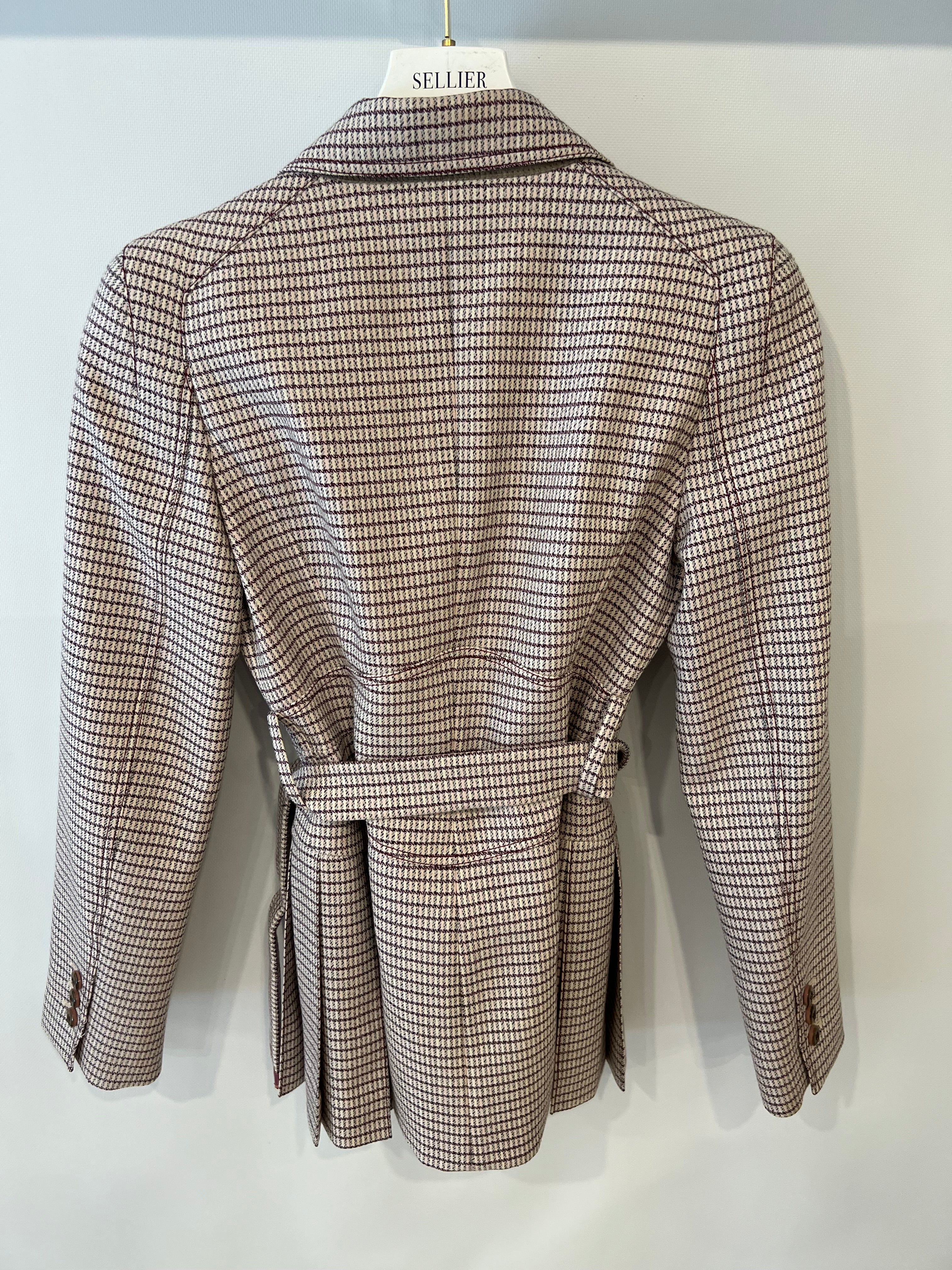 Fendi Red and Pink Micro Houndstooth Belted Jacket with Brown Tortoise Shell Logo Buttons Size IT 38 (UK 6) - Image 14
