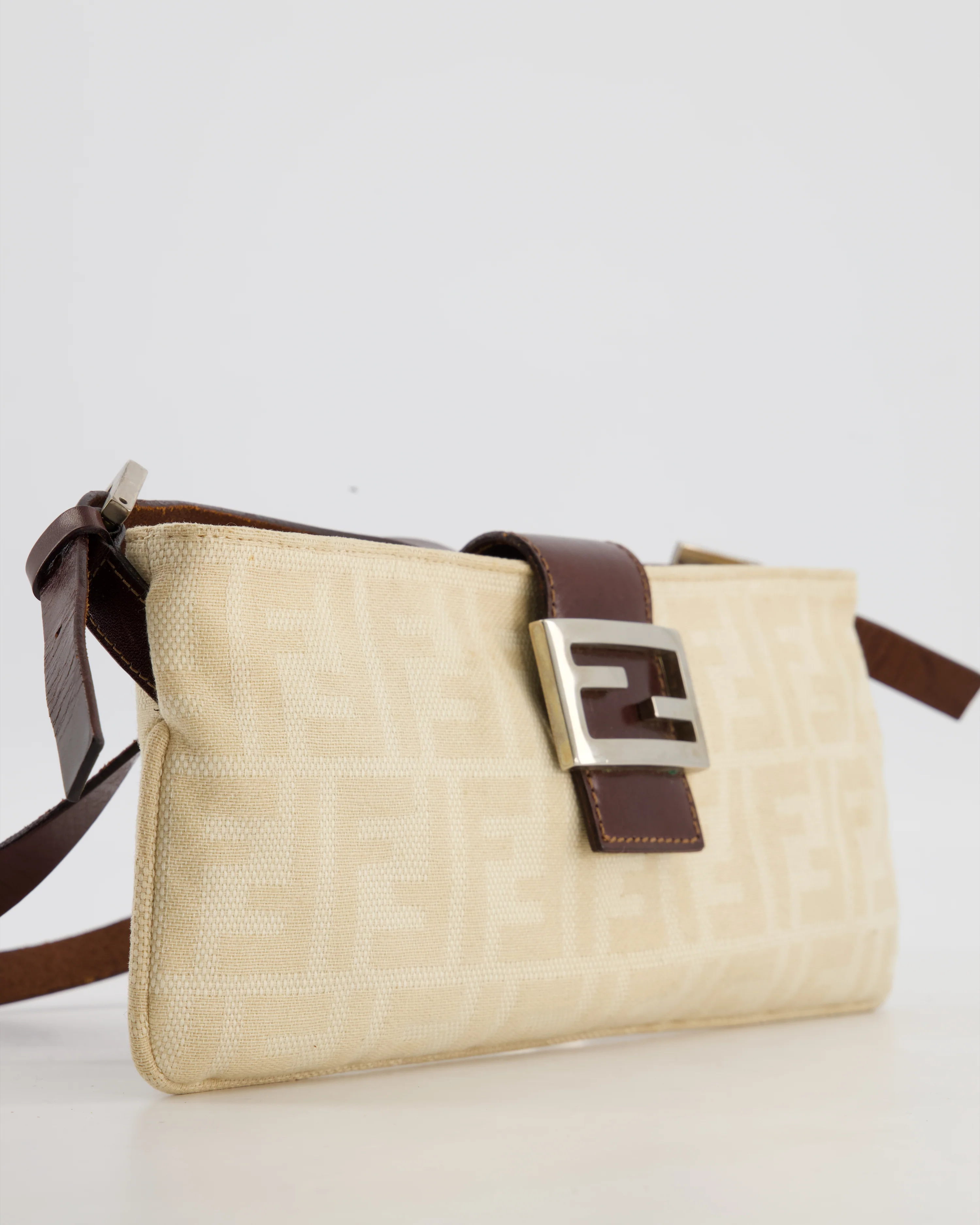 Fendi Vintage Cream Zucca Canvas Baguette Bag with Silver Hardware - Image 10