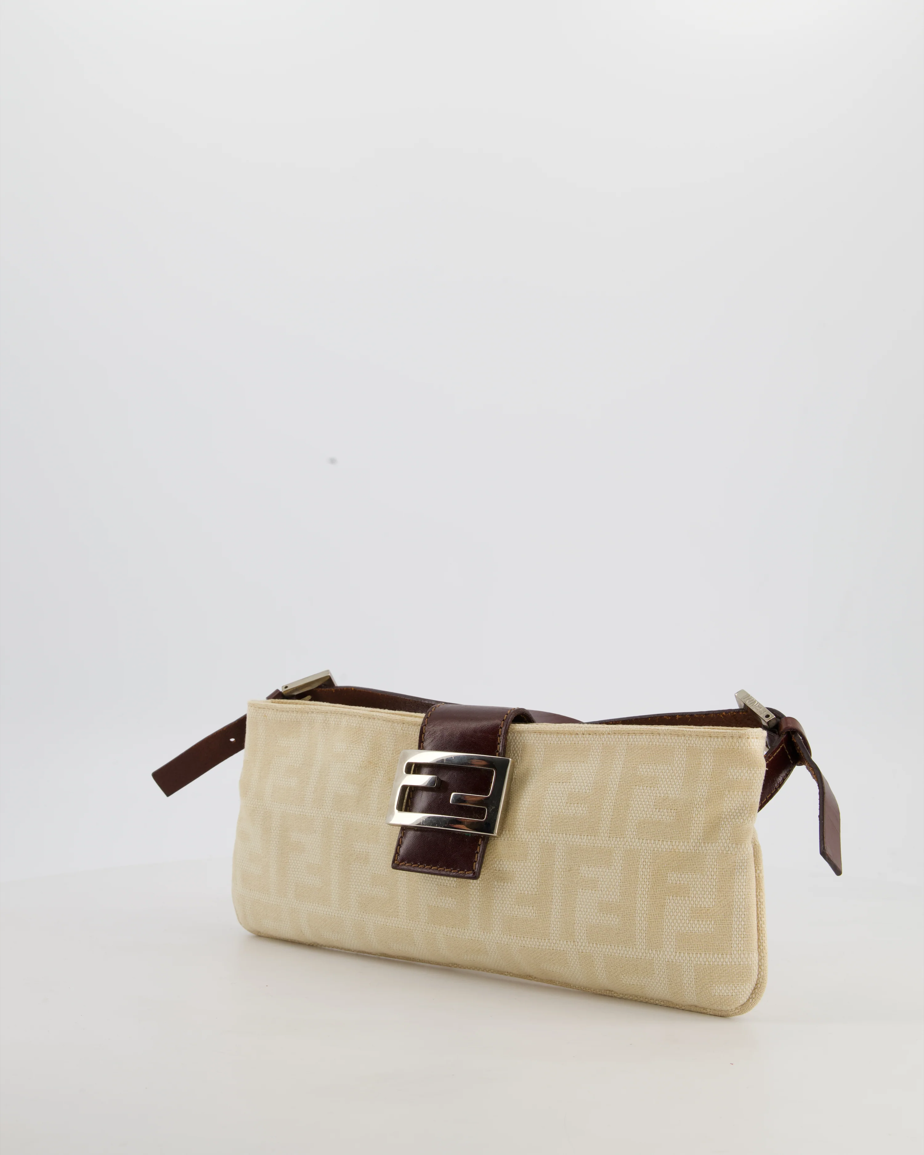 Fendi Vintage Cream Zucca Canvas Baguette Bag with Silver Hardware - Image 4