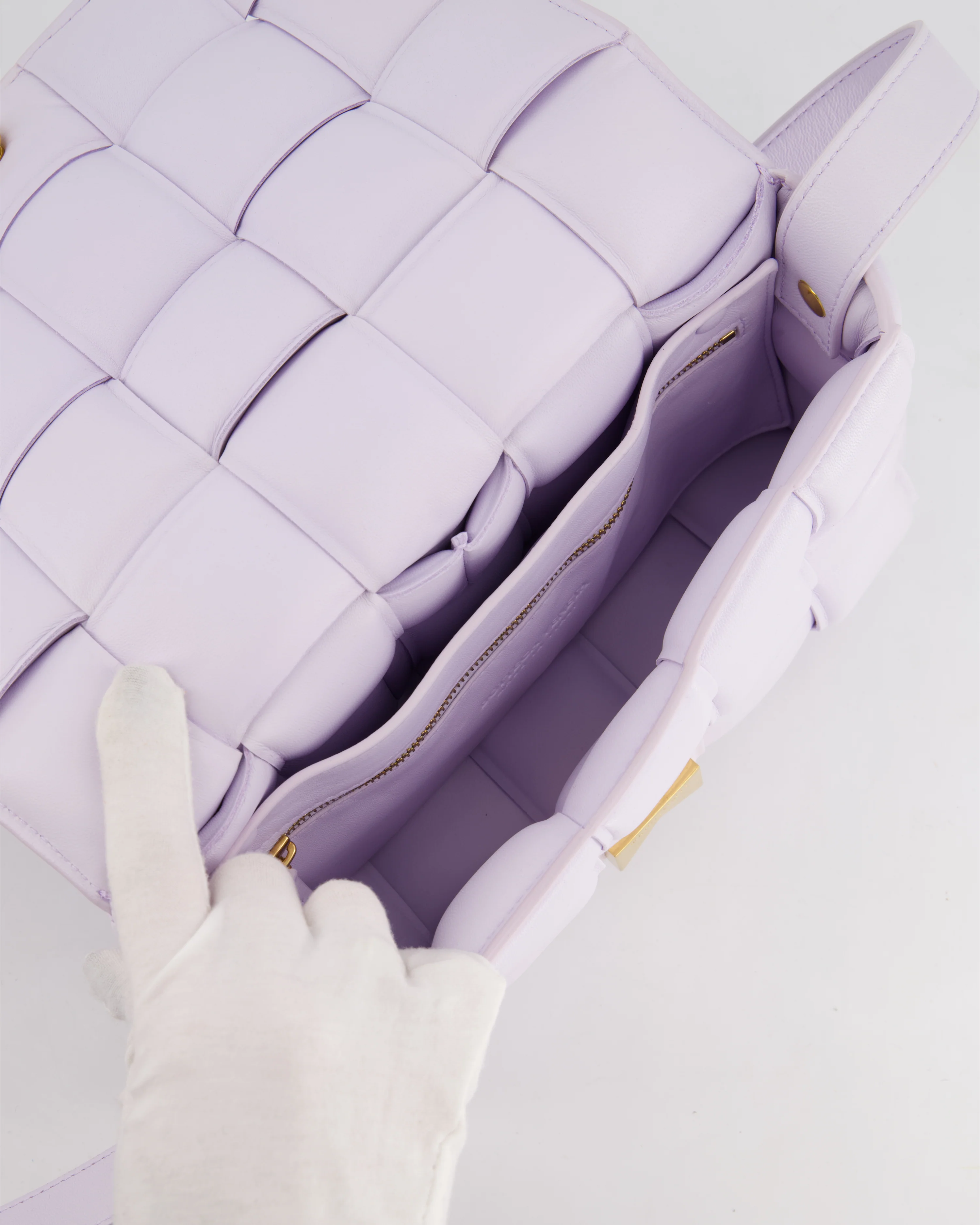 *HOT & FIRE PRICE* Bottega Veneta Pale Lilac Padded Cassette Bag with Gold Hardware RRP £2,780 - Image 20