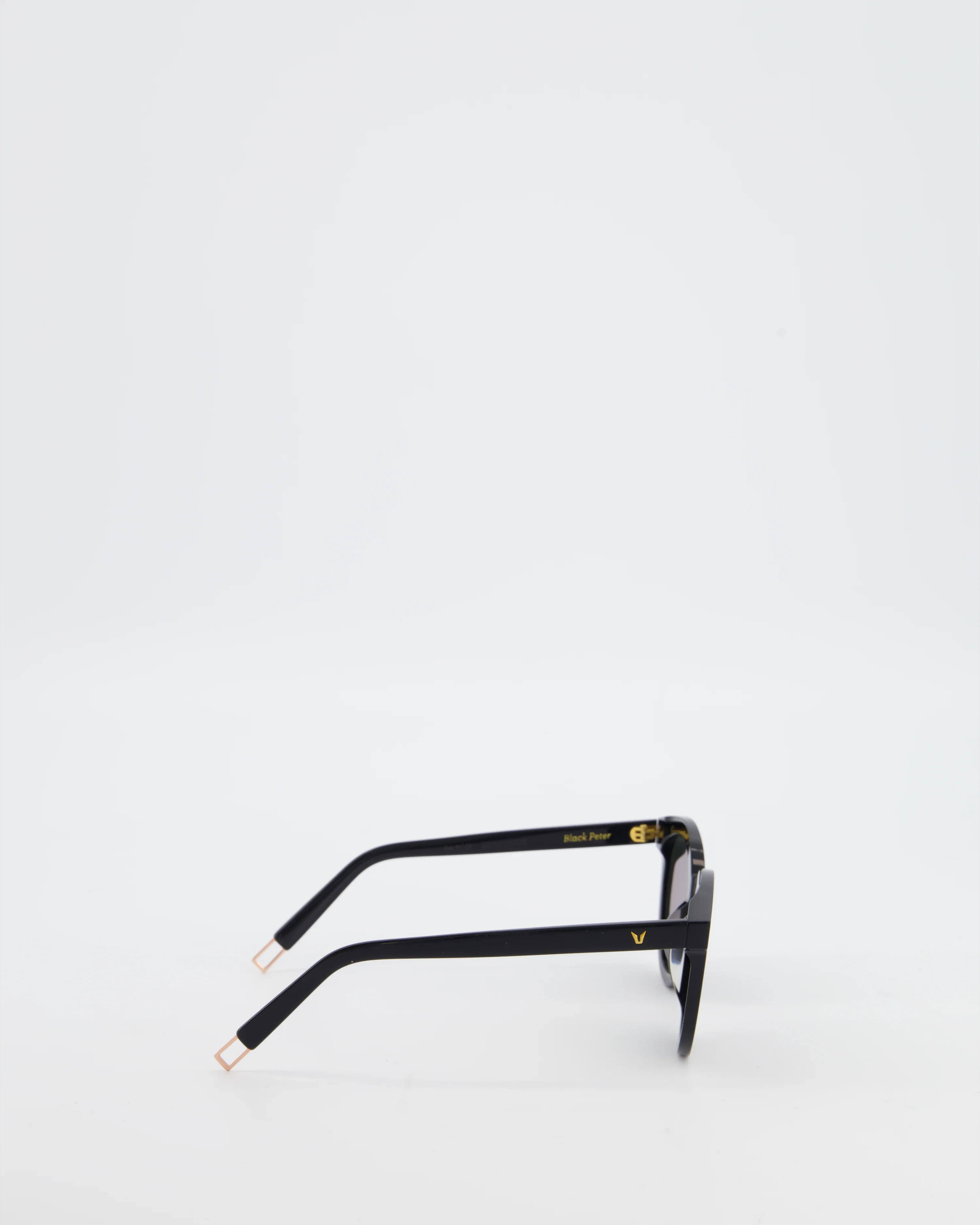 Gentle Monster Black Cat-Eye Sunglasses - Image 3