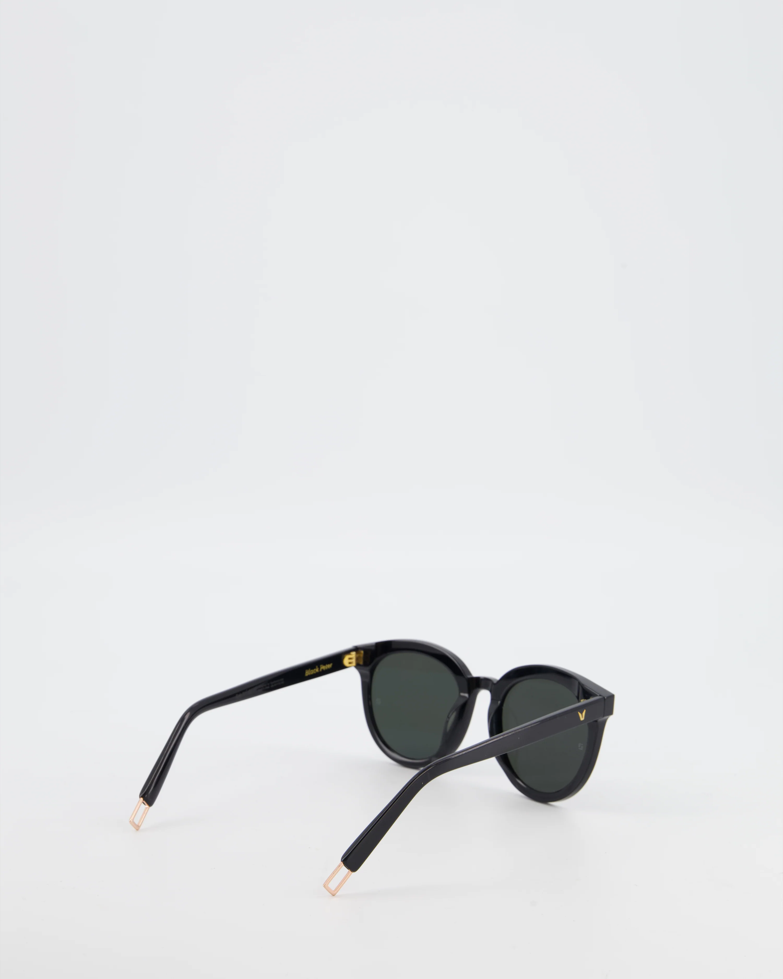 Gentle Monster Black Cat-Eye Sunglasses - Image 4