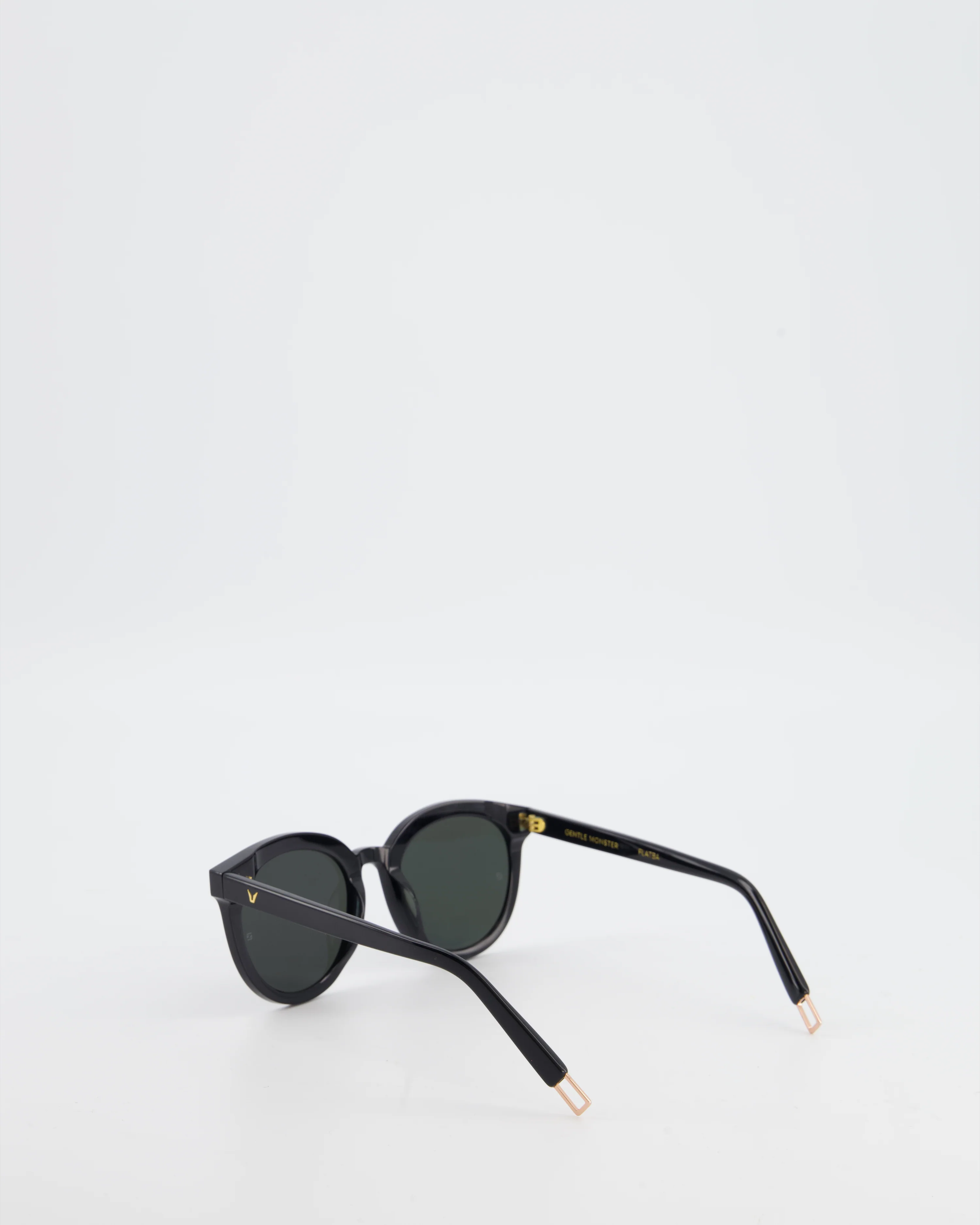 Gentle Monster Black Cat-Eye Sunglasses - Image 6