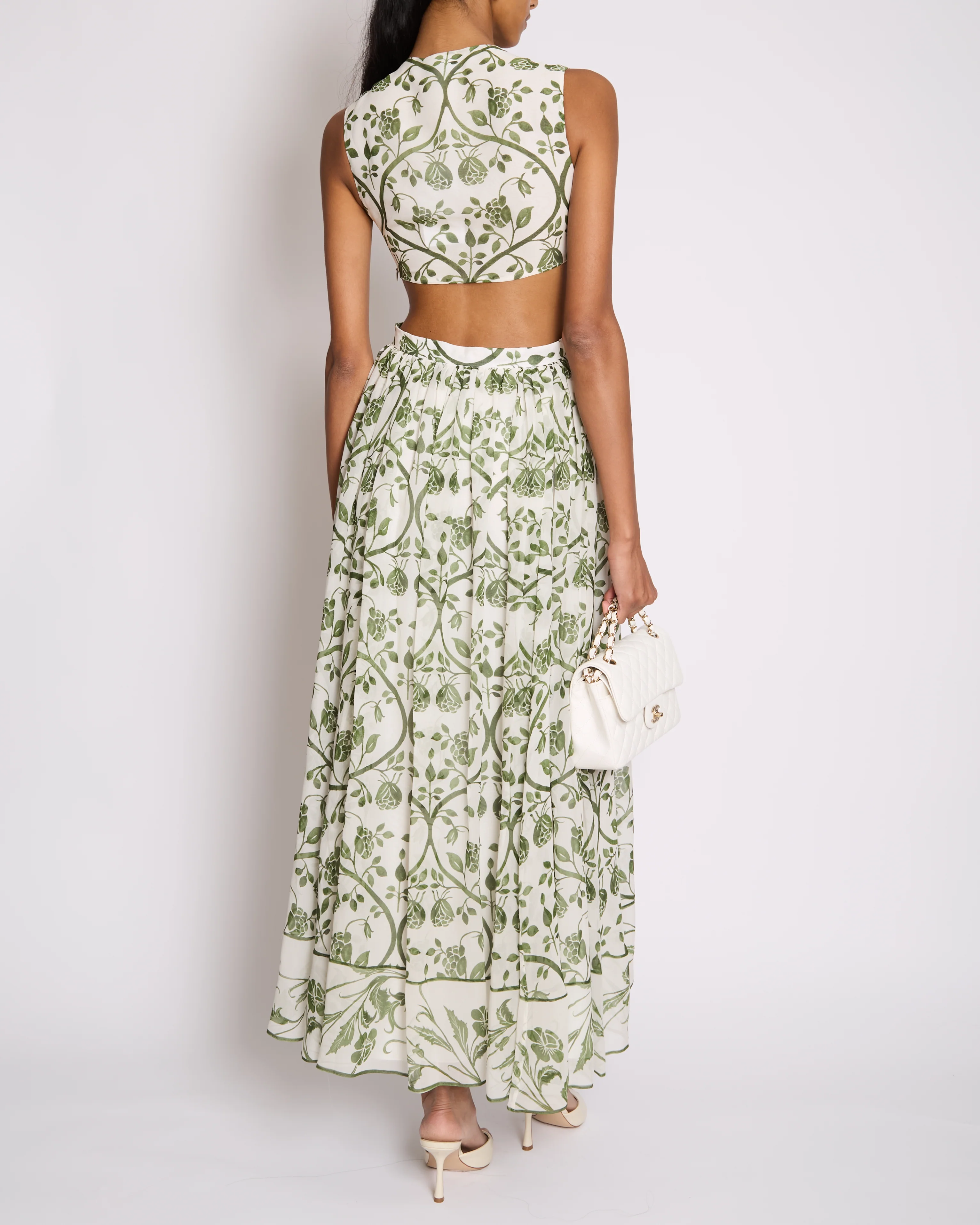 Giambattista Valli White and Green Sleeveless Floral Midi Dress with Lace Bodice and Cut Out at the Back Size IT 36 (UK 4) - Image 3