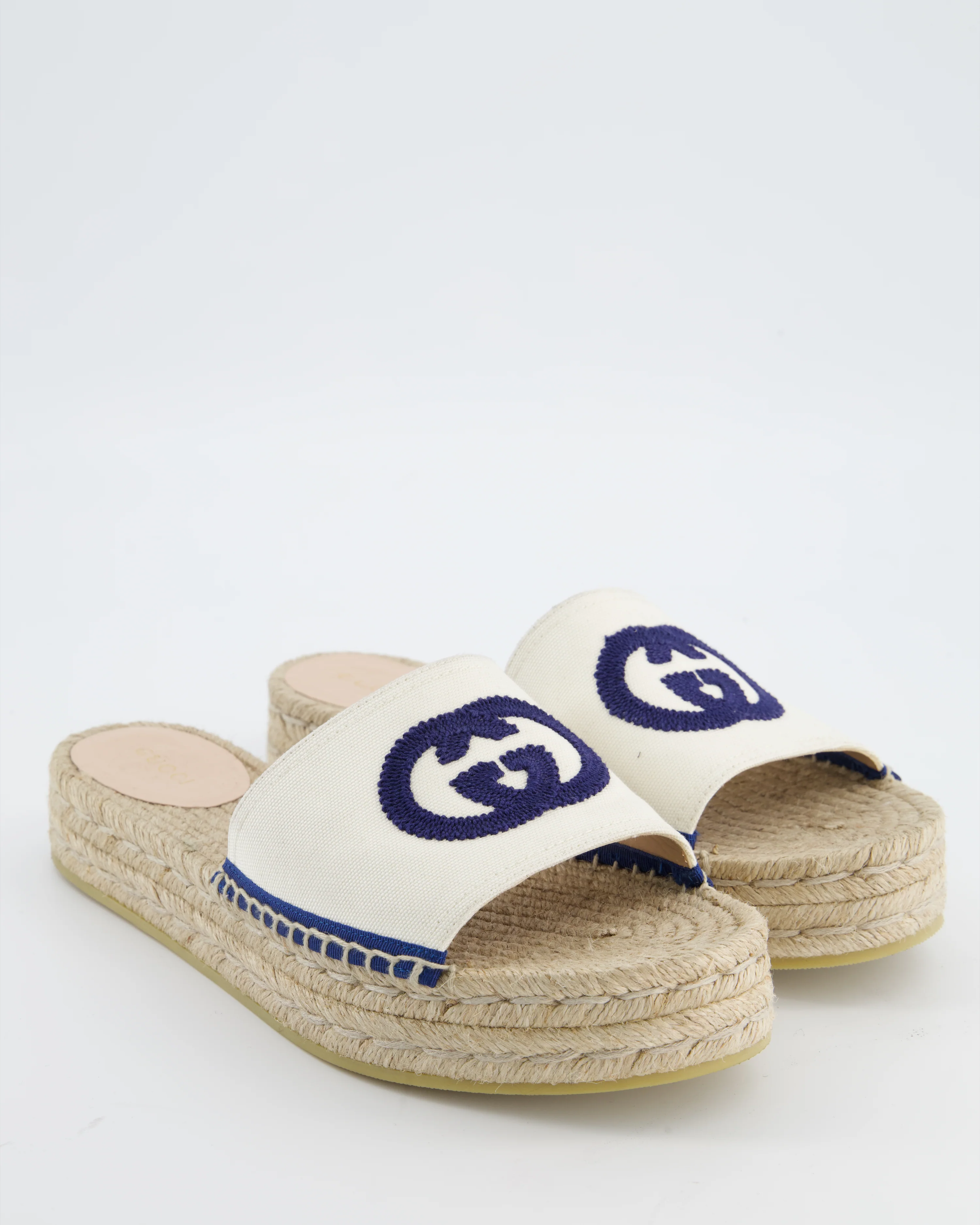 Gucci Beige Canvas & Raffia Platform Sandals with GG Logo Size EU 40.5 - Image 2