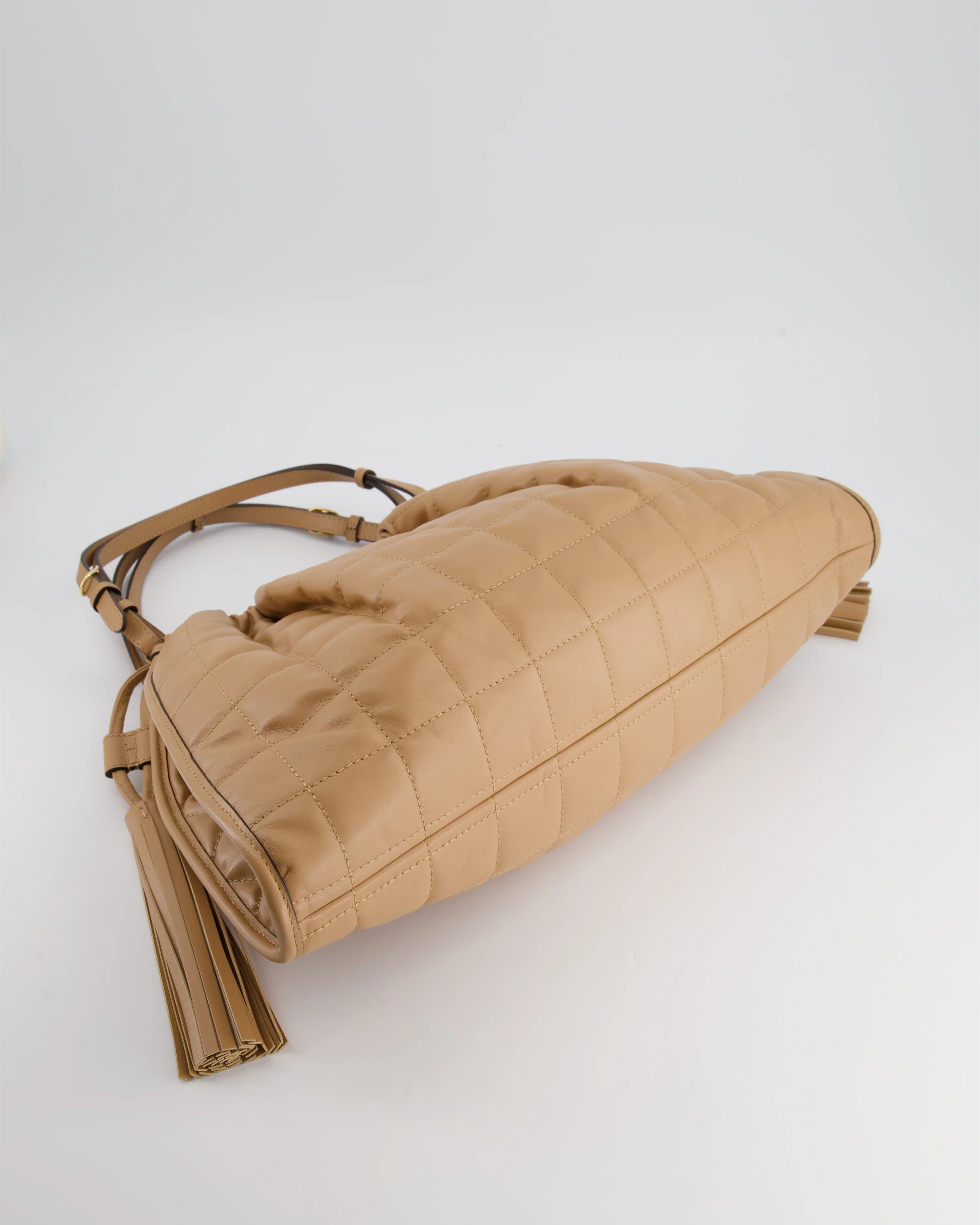 Gucci Beige Quilted Leather Shoulder Bag Dual Tone Hardware and Leather Tassels - Image 17
