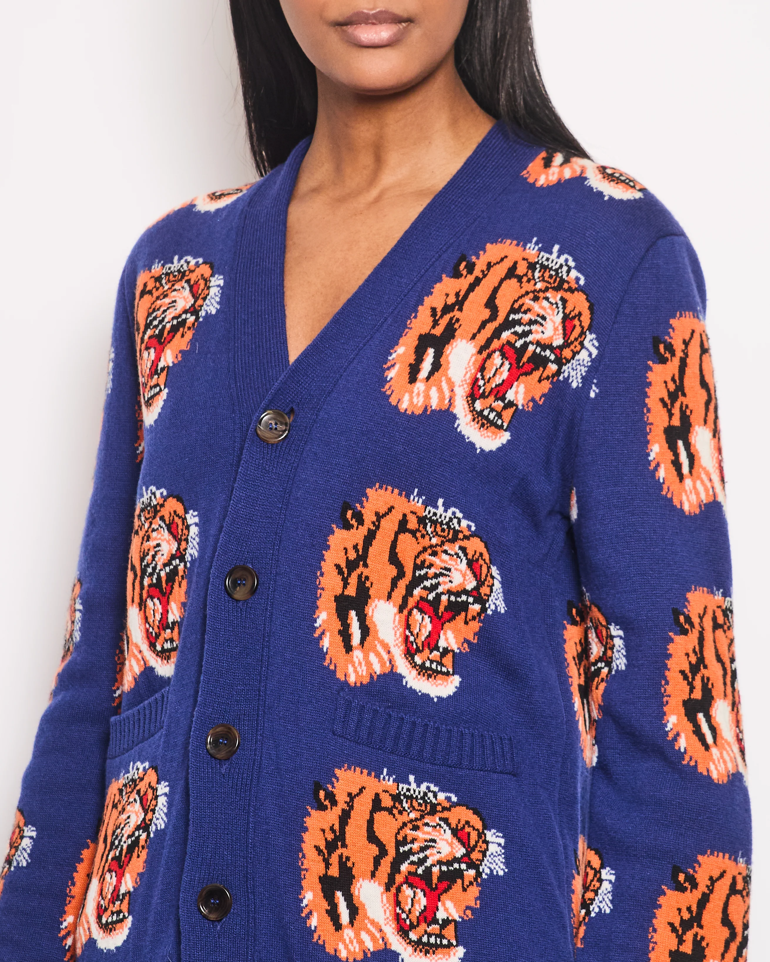 Gucci Electric Blue Knitted Wool Cardigan with Tigers Print Detail Size XS (UK 6) - Image 2