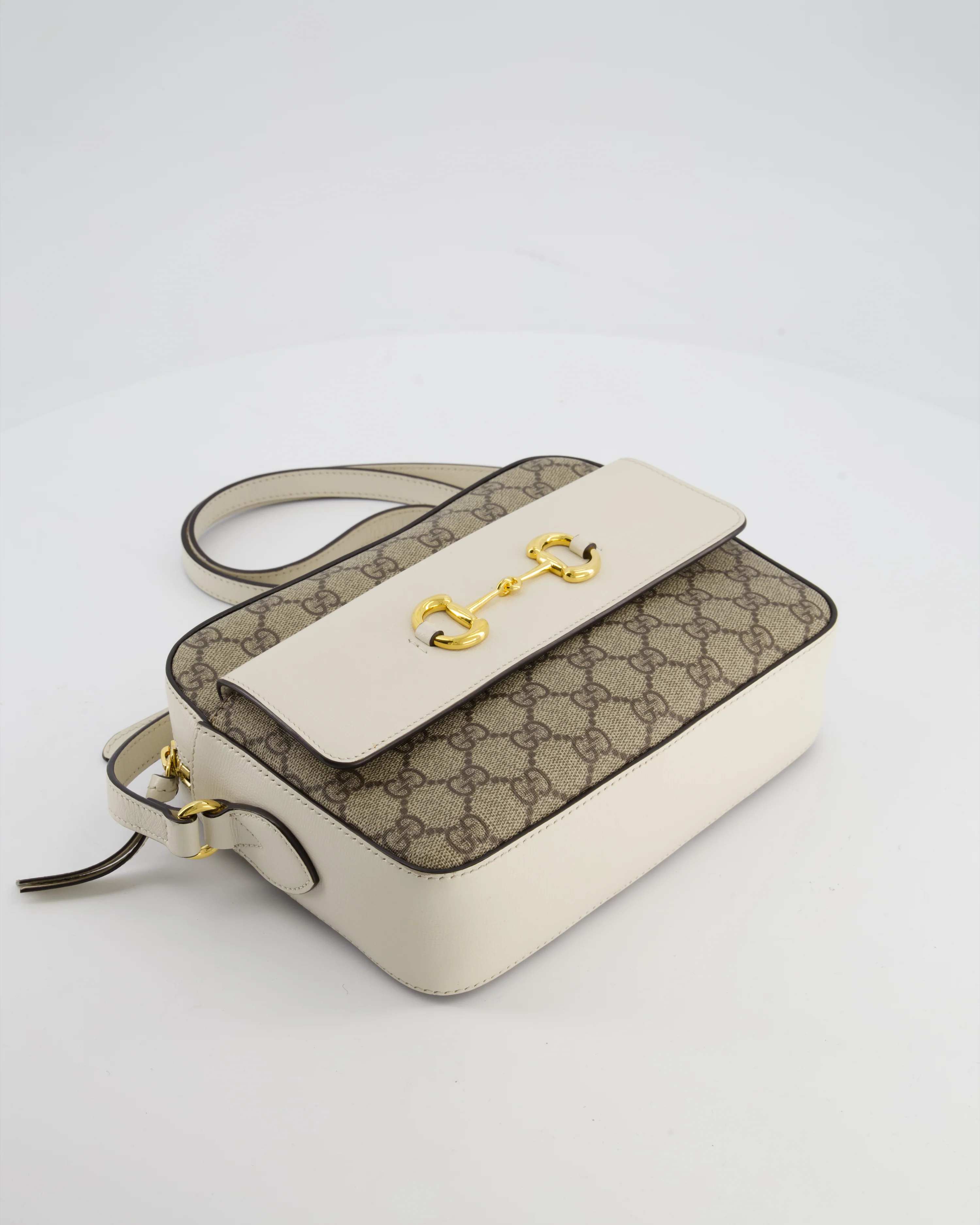 Gucci Cream and Monogram GG Supreme Horsebit Camera Small Crossbody Bag with Gold Hardware - Image 18