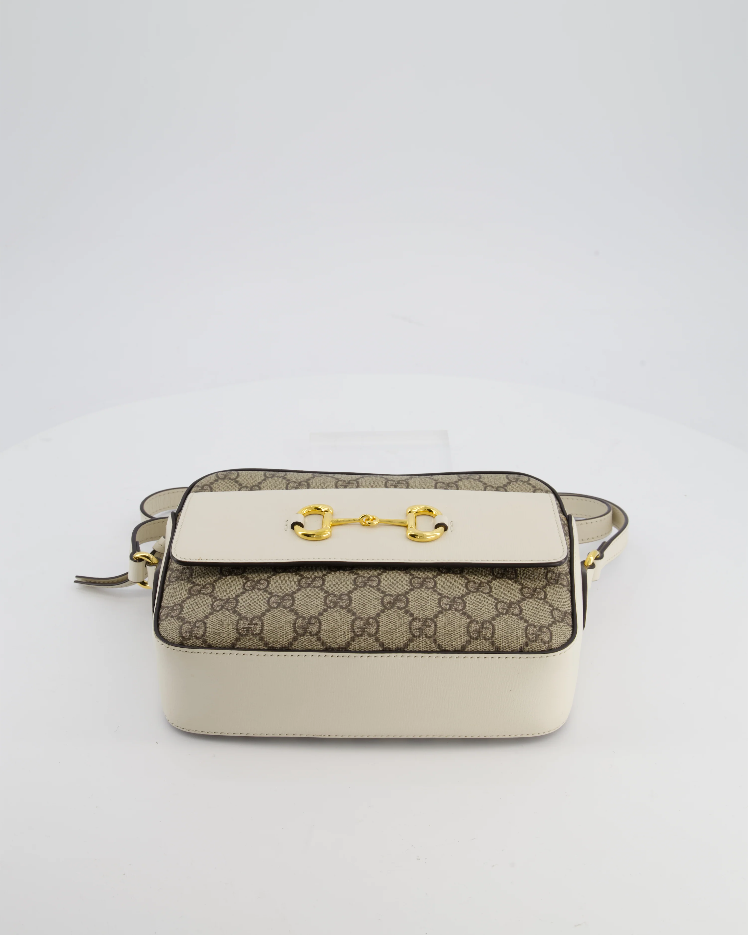 Gucci Cream and Monogram GG Supreme Horsebit Camera Small Crossbody Bag with Gold Hardware - Image 19