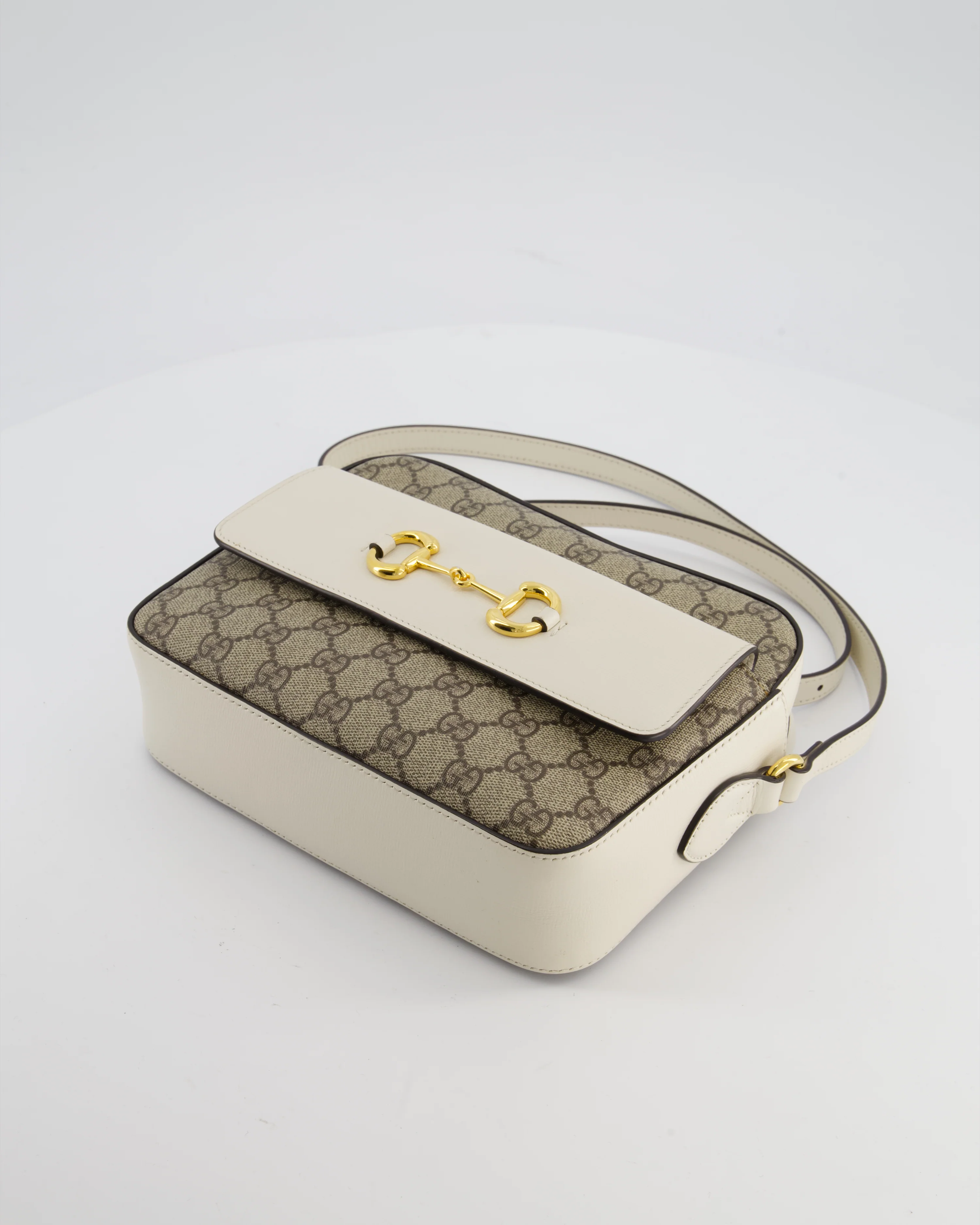 Gucci Cream and Monogram GG Supreme Horsebit Camera Small Crossbody Bag with Gold Hardware - Image 20
