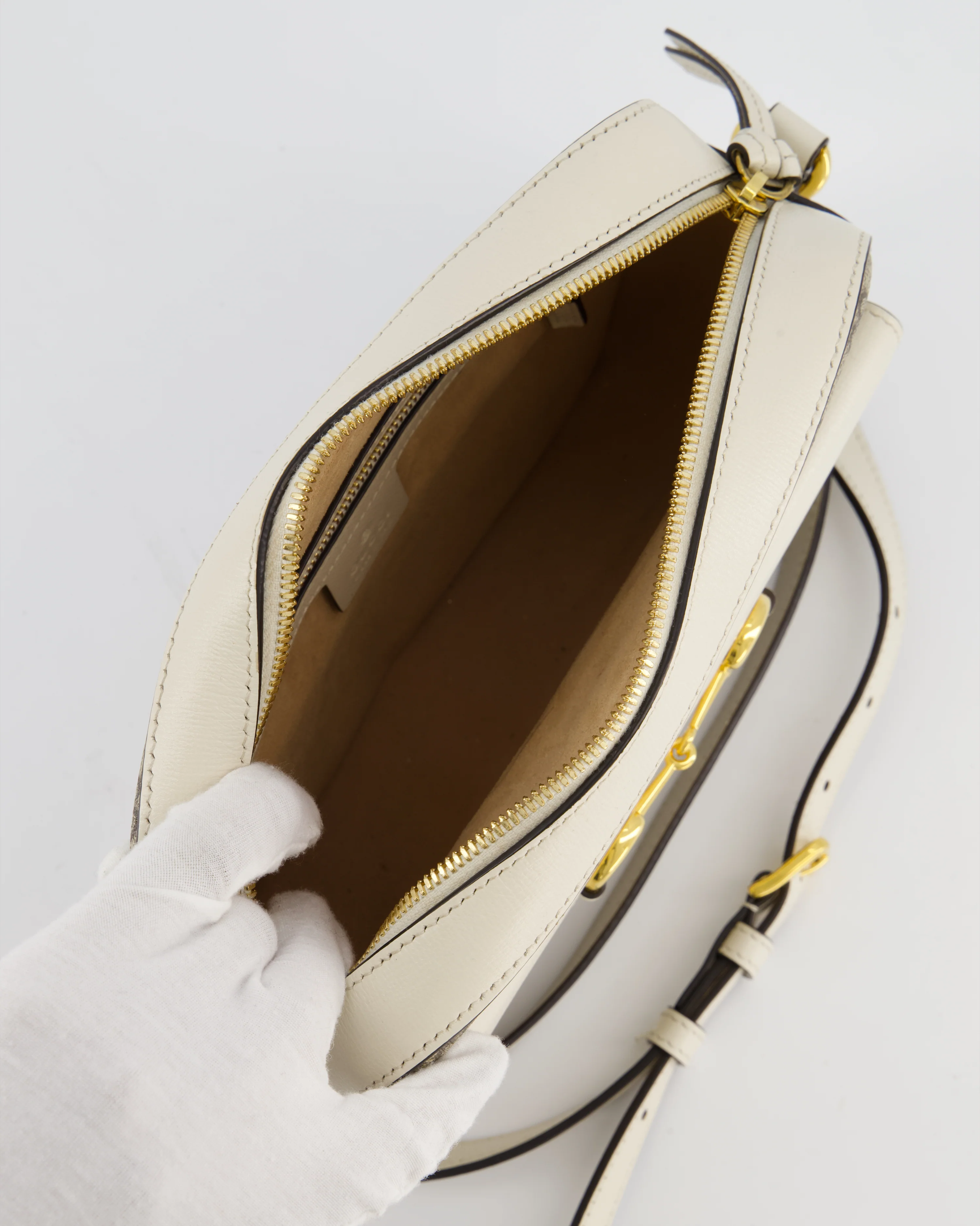 Gucci Cream and Monogram GG Supreme Horsebit Camera Small Crossbody Bag with Gold Hardware - Image 21