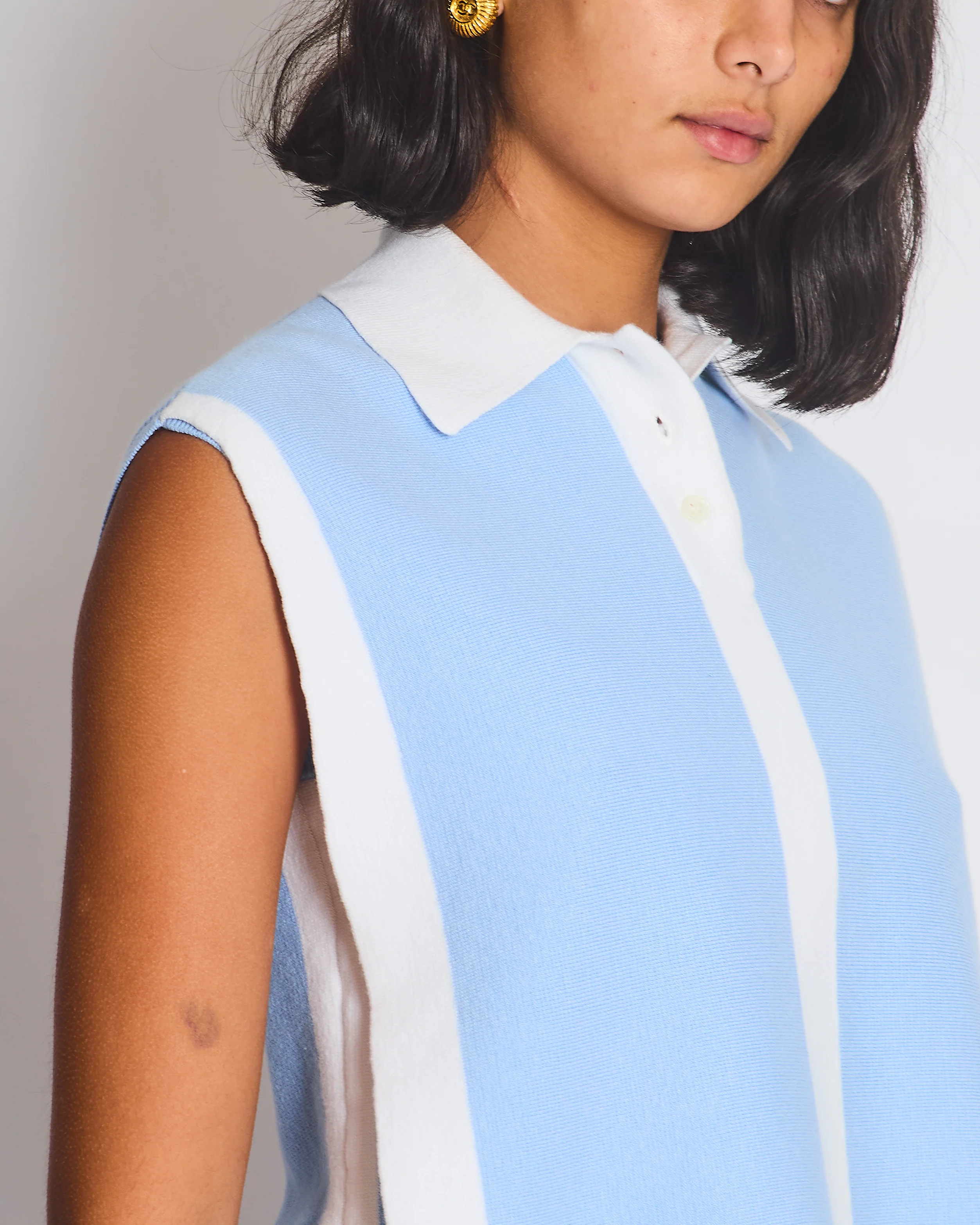 JW Anderson Blue Sleeveless Two-Tone Vest Size XS (UK 6/8) - Image 4
