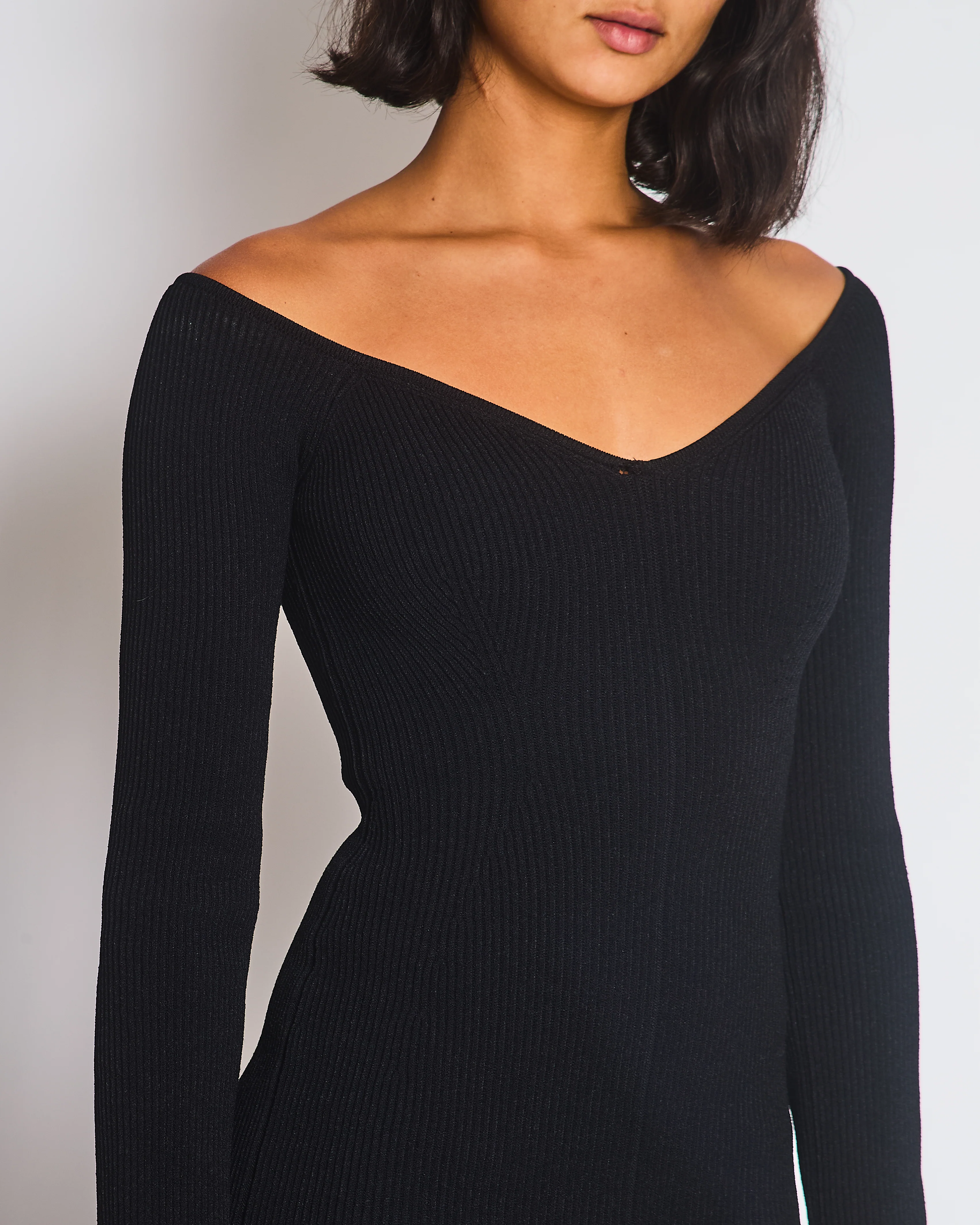 Khaite Black Ribbed Long Sleeve V-Neck Dress with Split Detail Size S (UK 6/8) - Image 3