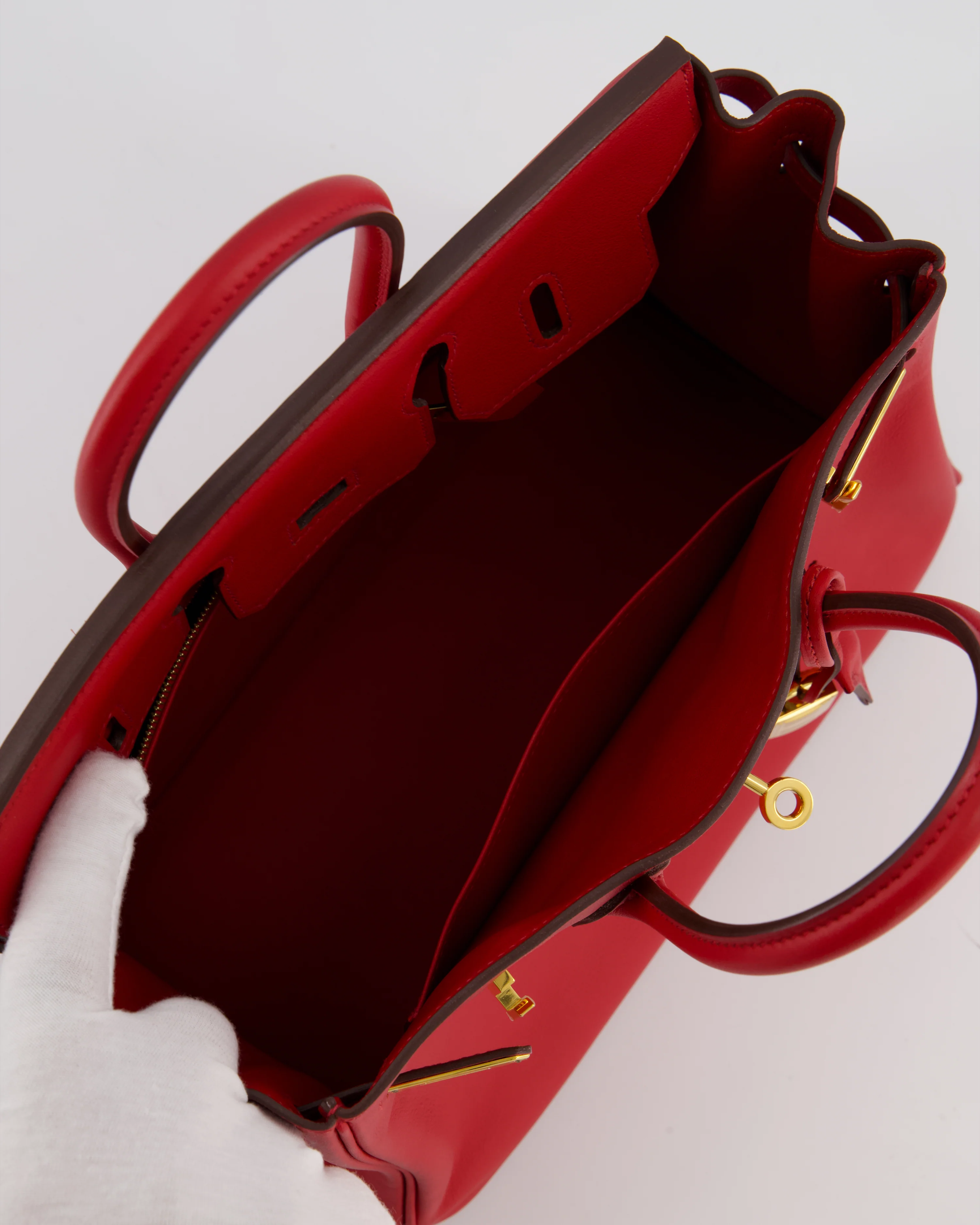 Hermès Birkin 25 Retourne Bag in Rouge Grenat Swift Leather with Gold Hardware - Image 20
