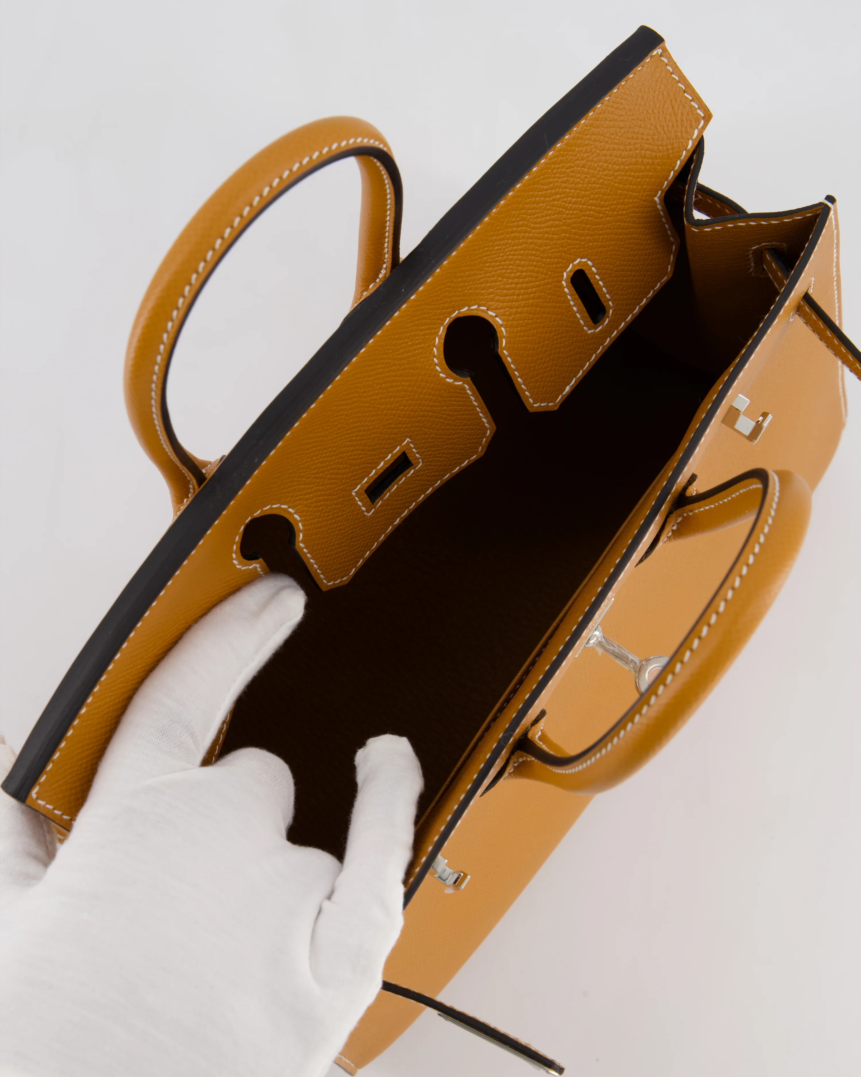 Hermès Birkin 25 Sellier Bag in Toffee Epsom Leather with Palladium Hardware - Image 17