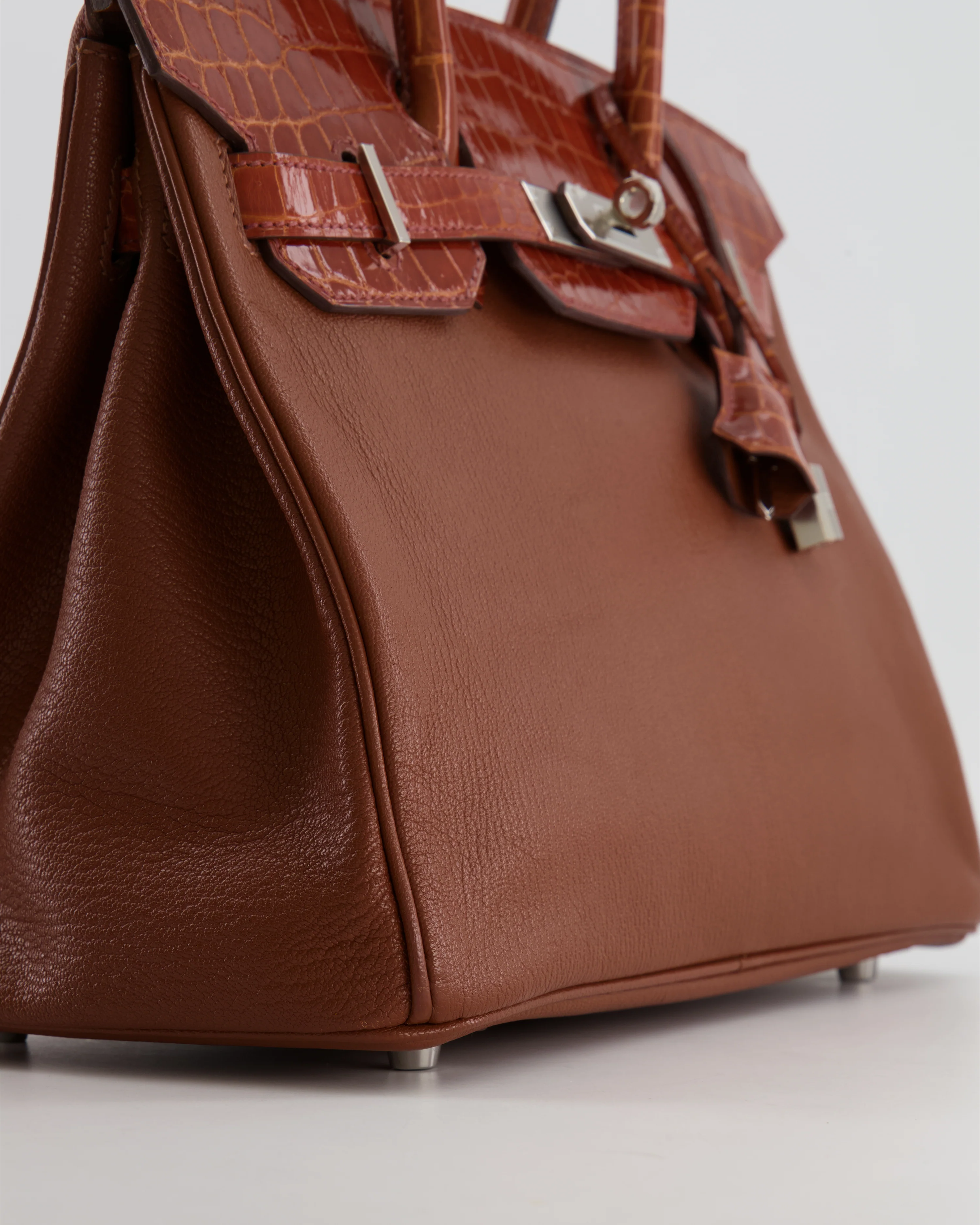 Hermès Birkin 30 Touch Bag in Noisette Chèvre Mysore and Etrusque Crocodile Niloticus Leather with Palladium Hardware - Image 12