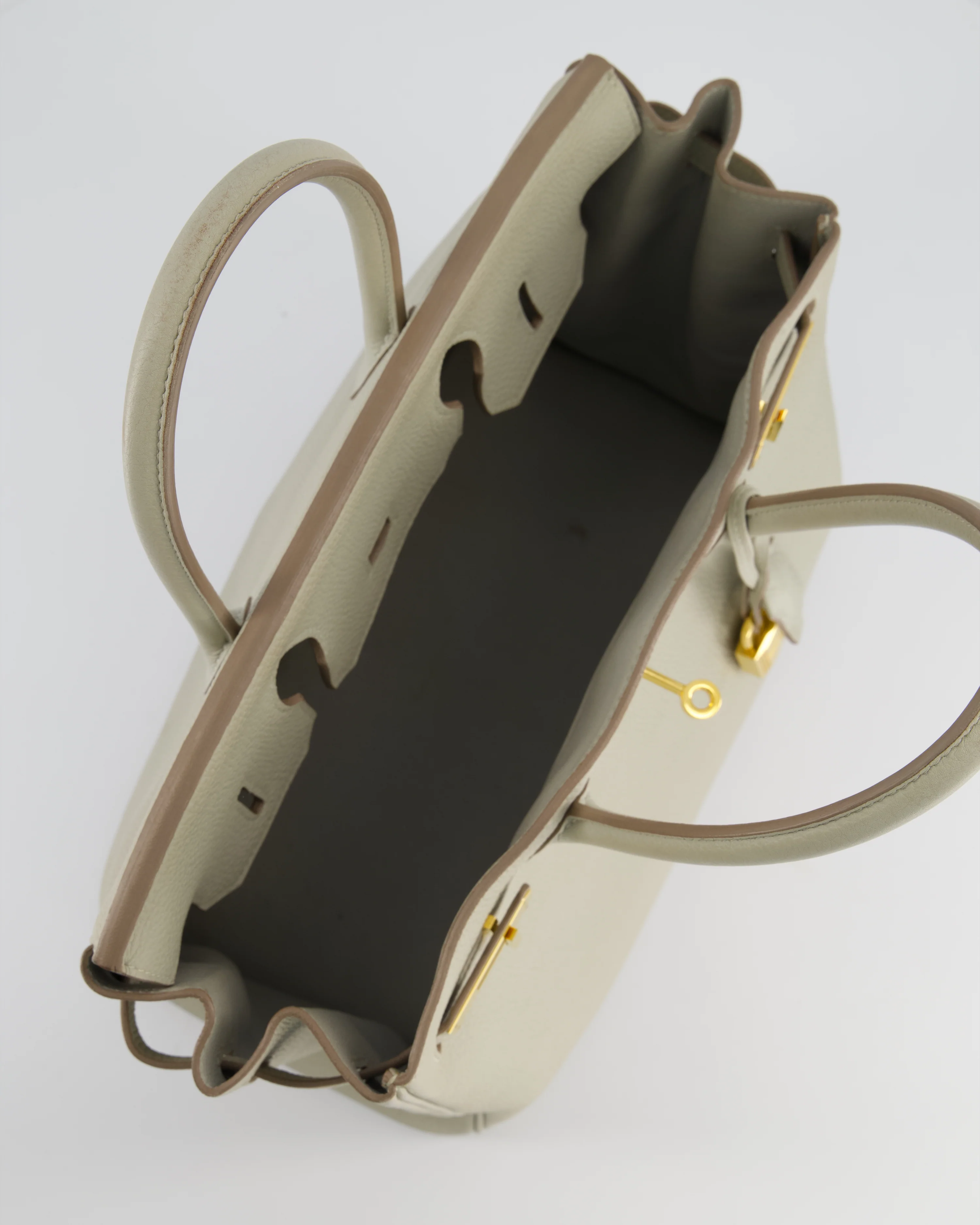Hermès Birkin 30 Bag in Beton Togo Leather with Gold Hardware - Image 20
