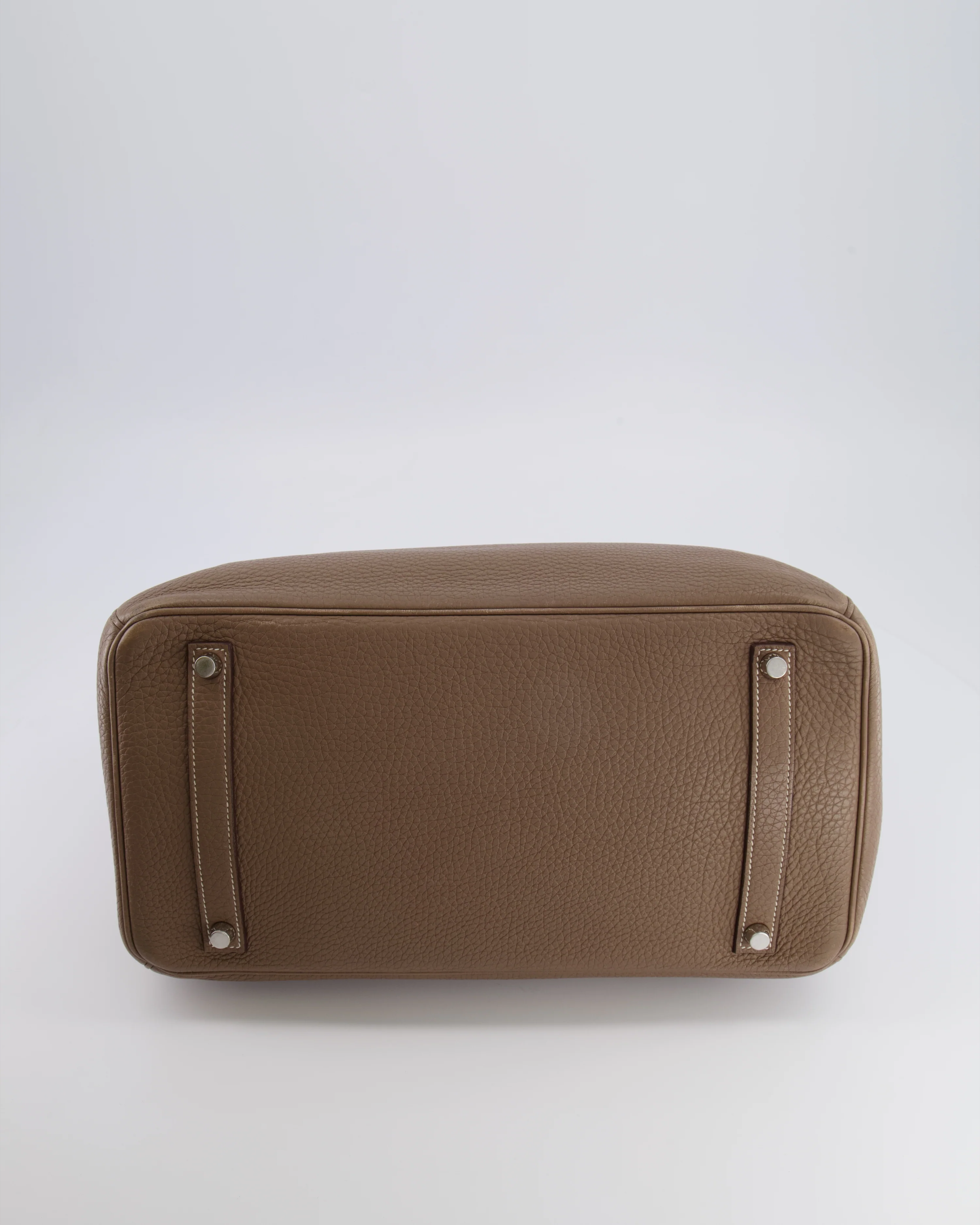 Hermès Birkin 35 Bag in Etoupe Togo Leather with Palladium Hardware - Image 18