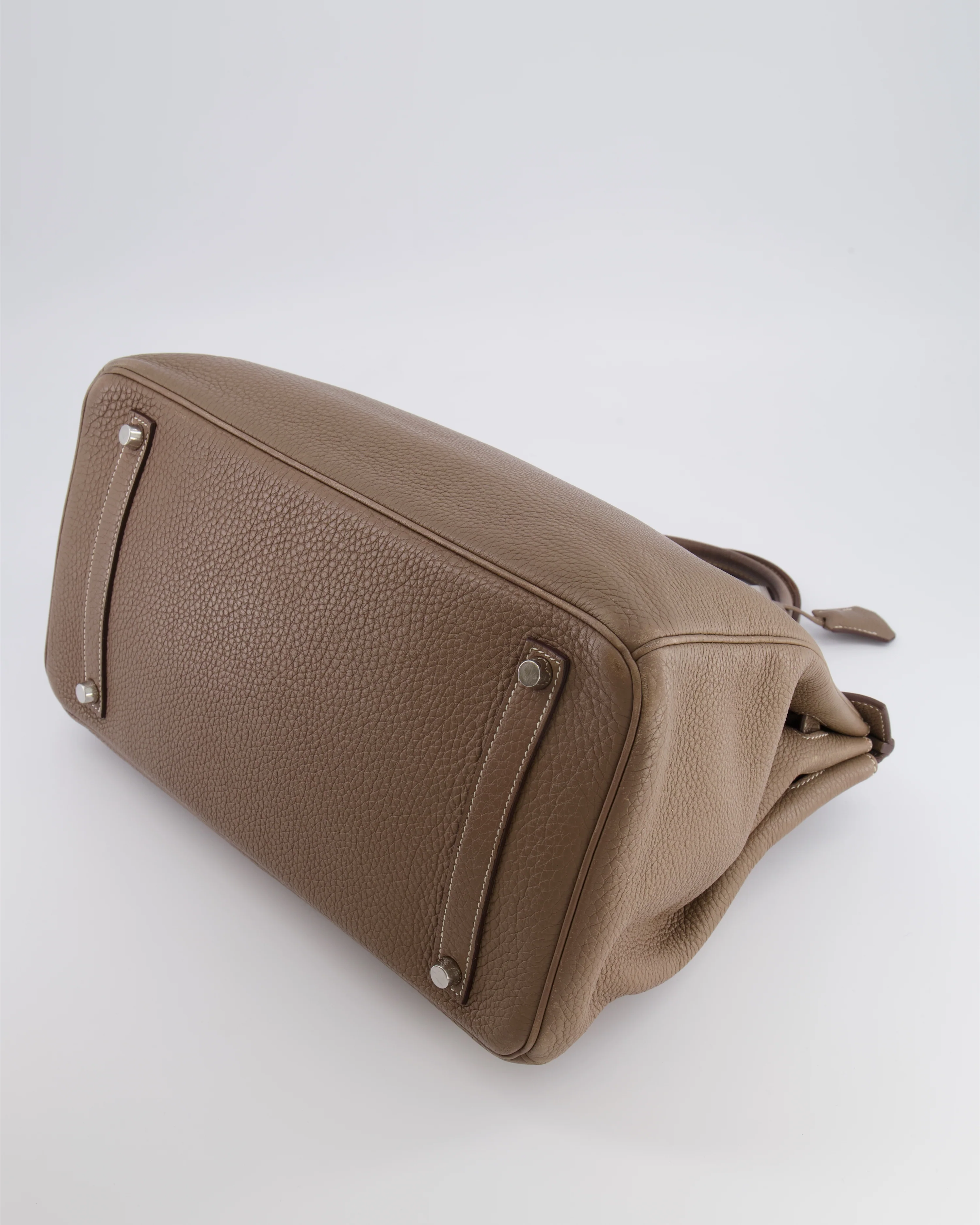 Hermès Birkin 35 Bag in Etoupe Togo Leather with Palladium Hardware - Image 20