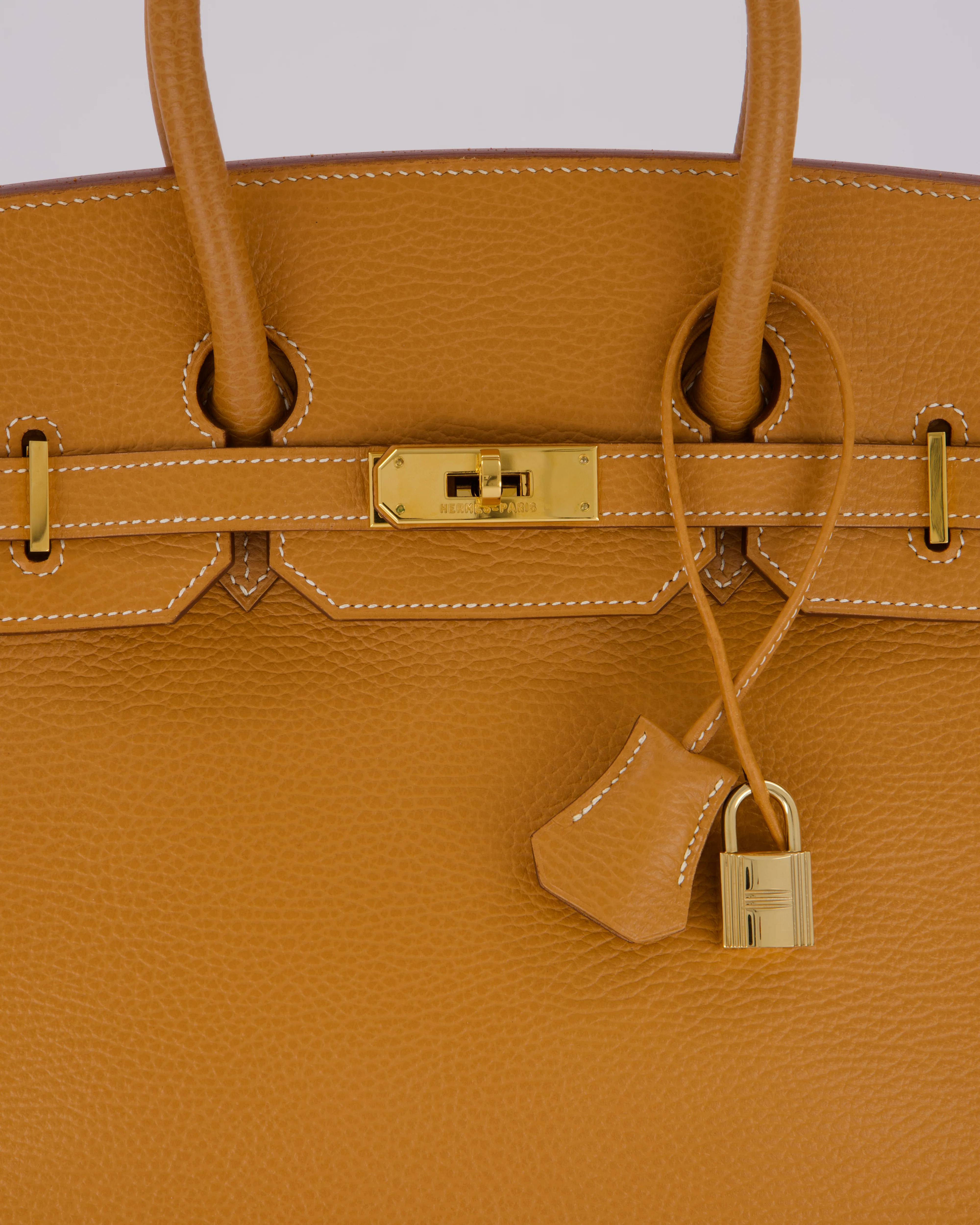 *VERY RARE* Hermès Vintage Birkin 35 Retourne Bag in Naturel Ardennes Leather With Gold Hardware - Image 17